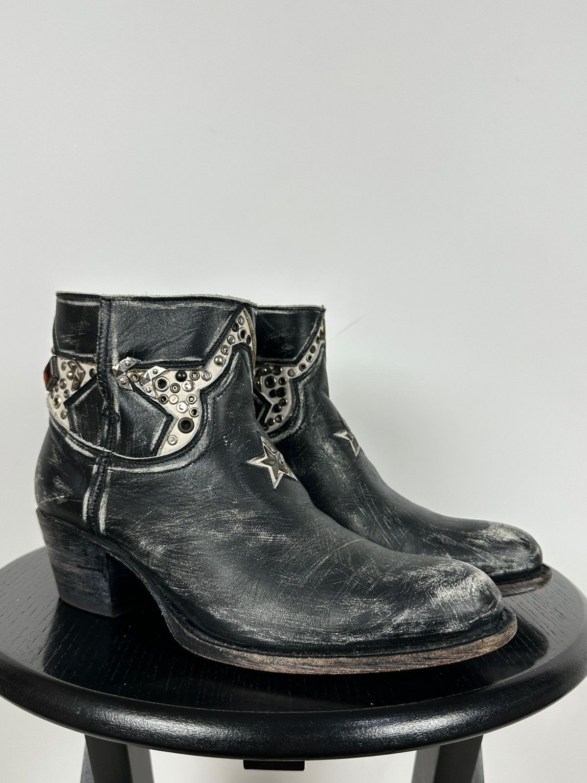 Sendra Sendra Distressed Leather Studded Western Ankle Biker Boots Size US 7 / IT 37 - 11 Thumbnail