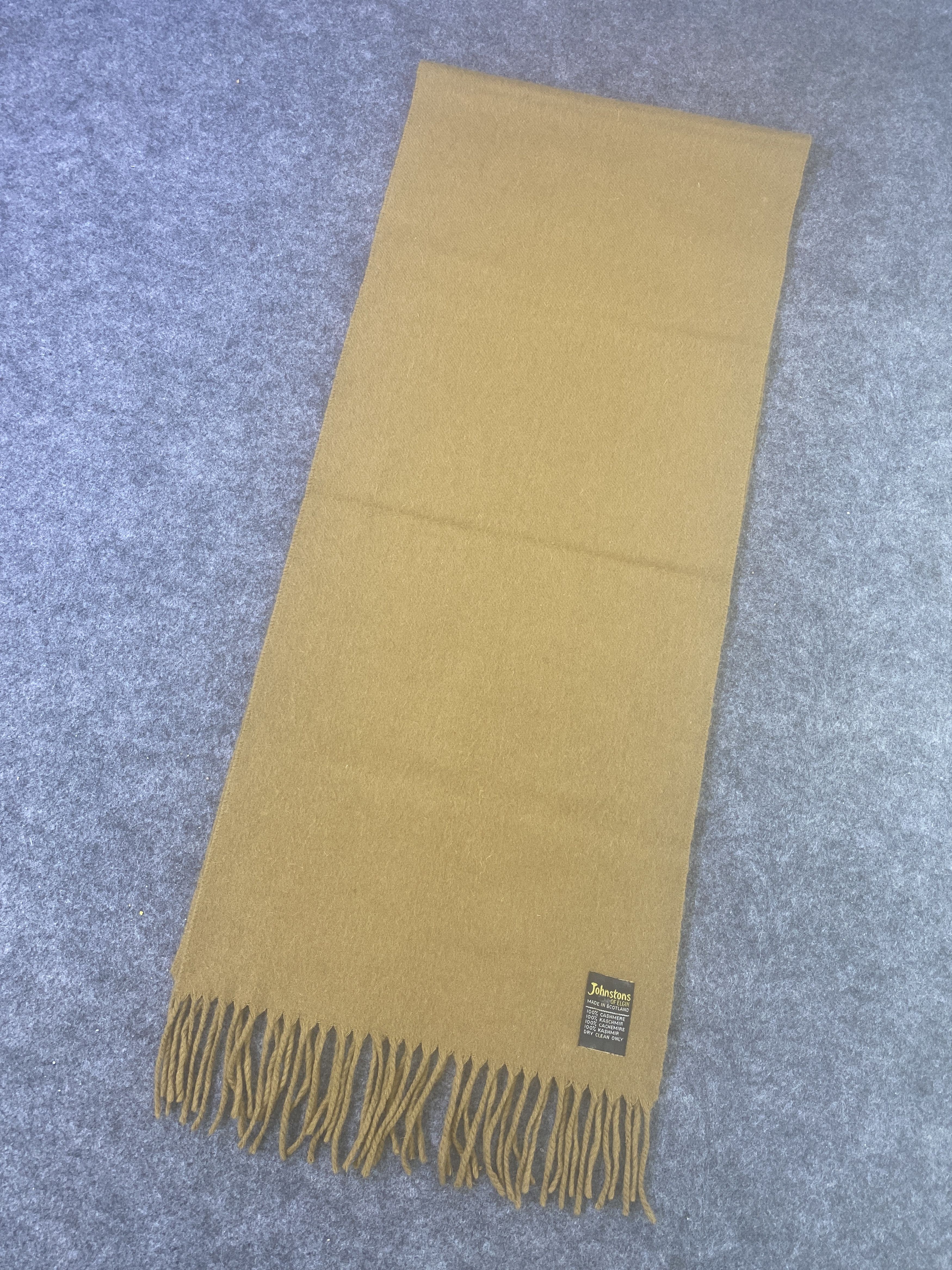Johnstons Of Elgin Johnstons Of Elgin Scarf / Muffler / Neckwear -T1017 Size ONE SIZE - 2 Thumbnail