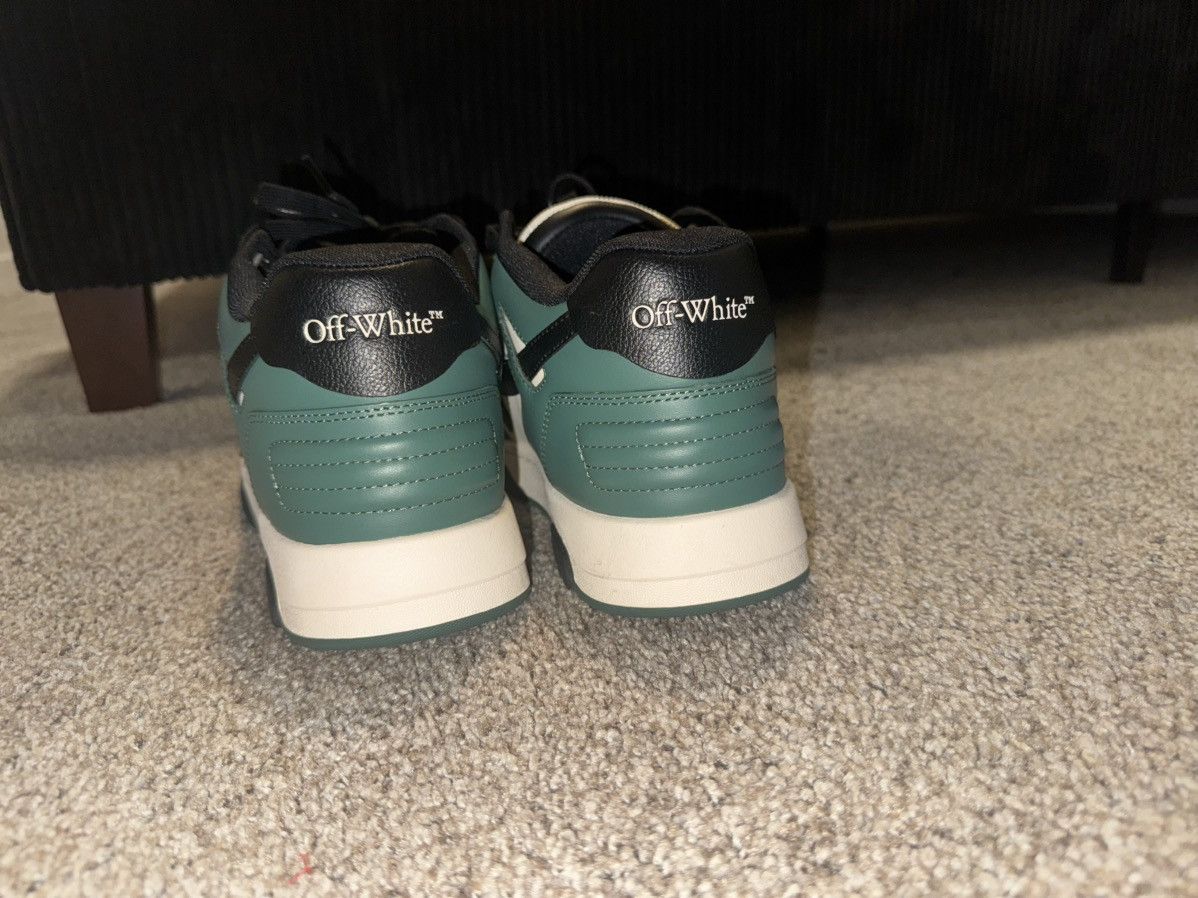 Off-White Out of office: Off-White Size US 11 / EU 44 - 6 Thumbnail