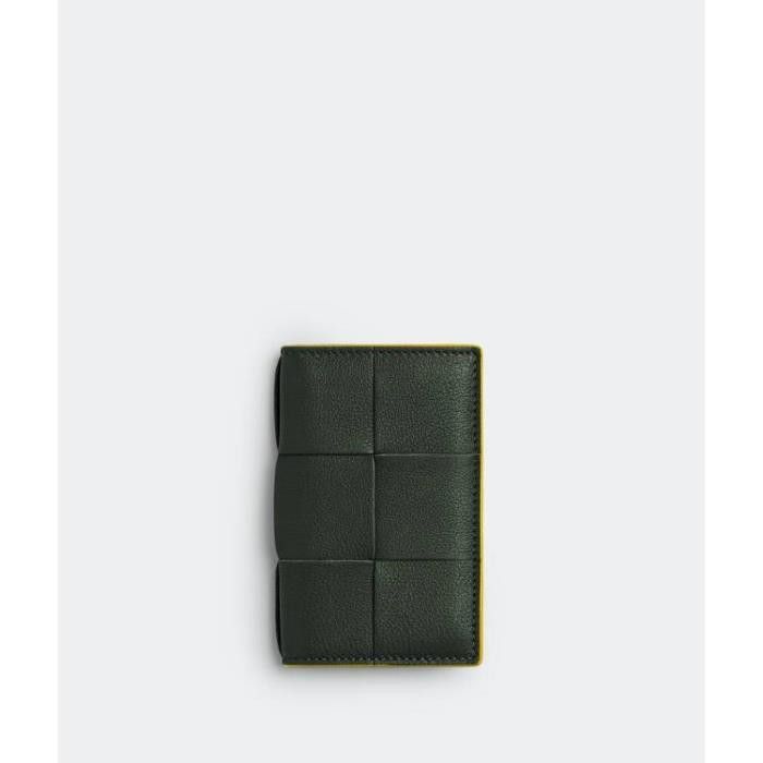 o1n1vont0624 Size: OS / Flap Wallet in Shiny Green