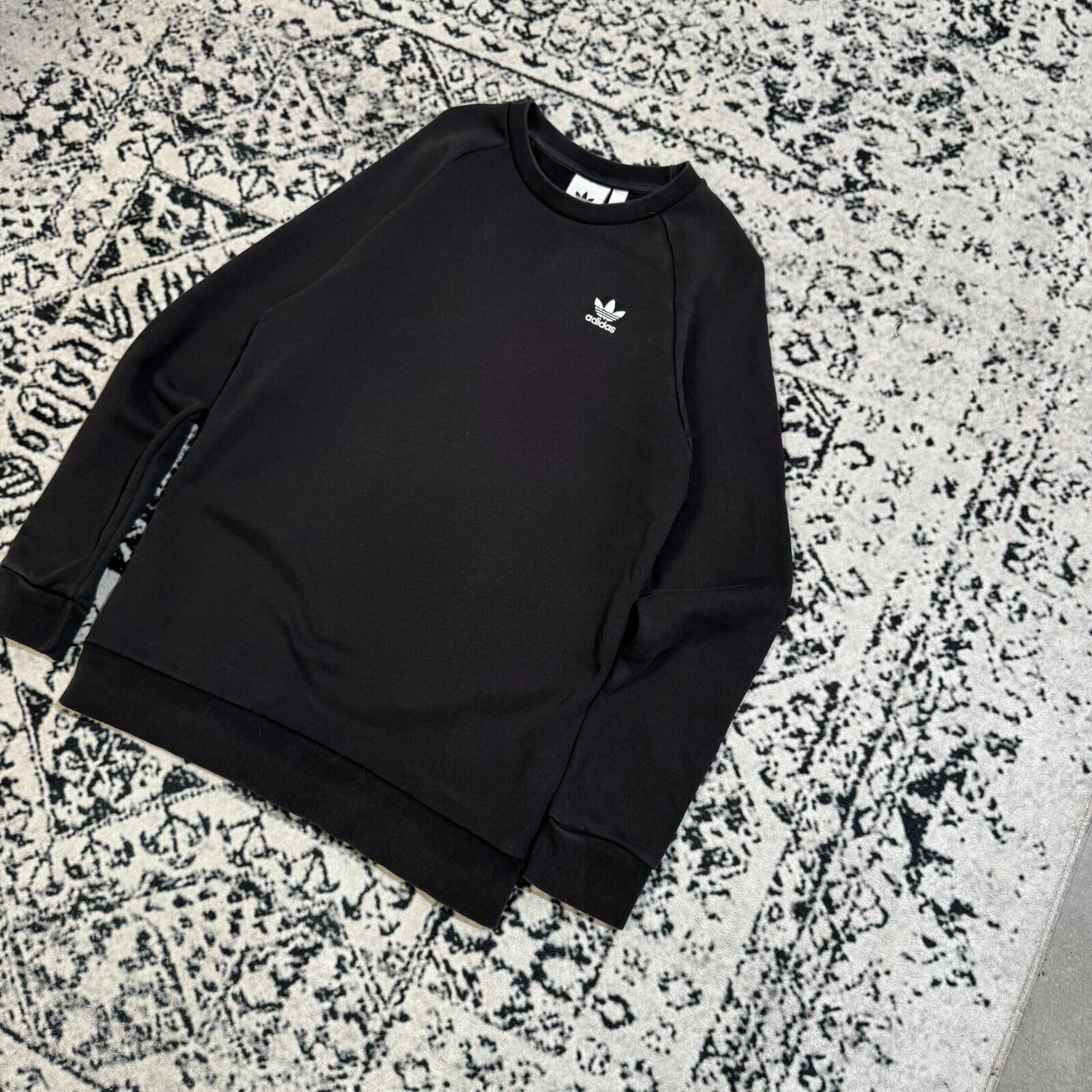 Adidas Vintage Adidas Unisex Black Cotton Crewneck Size S Y2K 90s Size US S / EU 44-46 / 1 - 3 Thumbnail