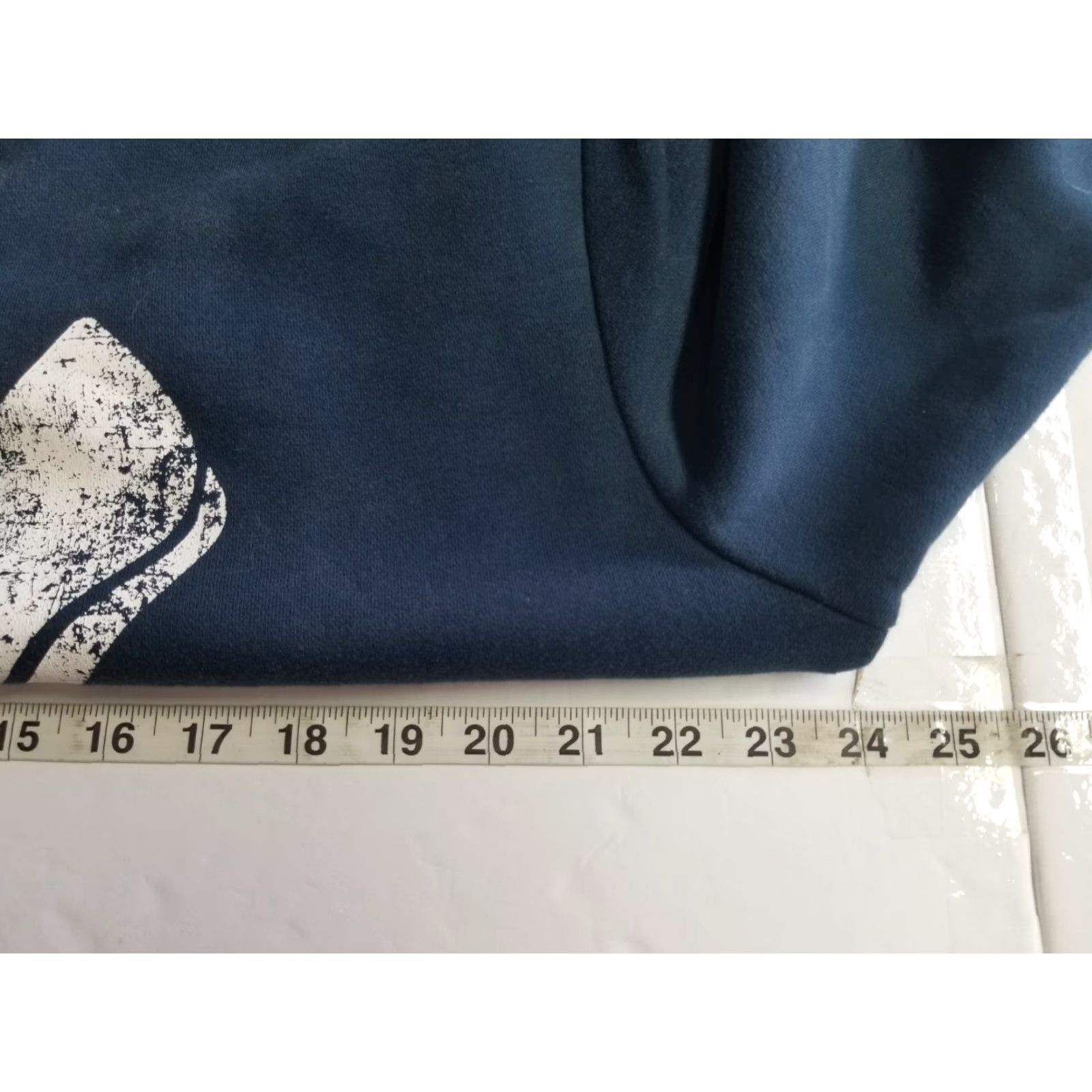 Vintage Distorted People Sweatshirt Navy Long Sleeve Crew Neck L Men's Navy Blue Pullover Fleece Solid Size L Size US L / EU 52-54 / 3 - 4 Thumbnail