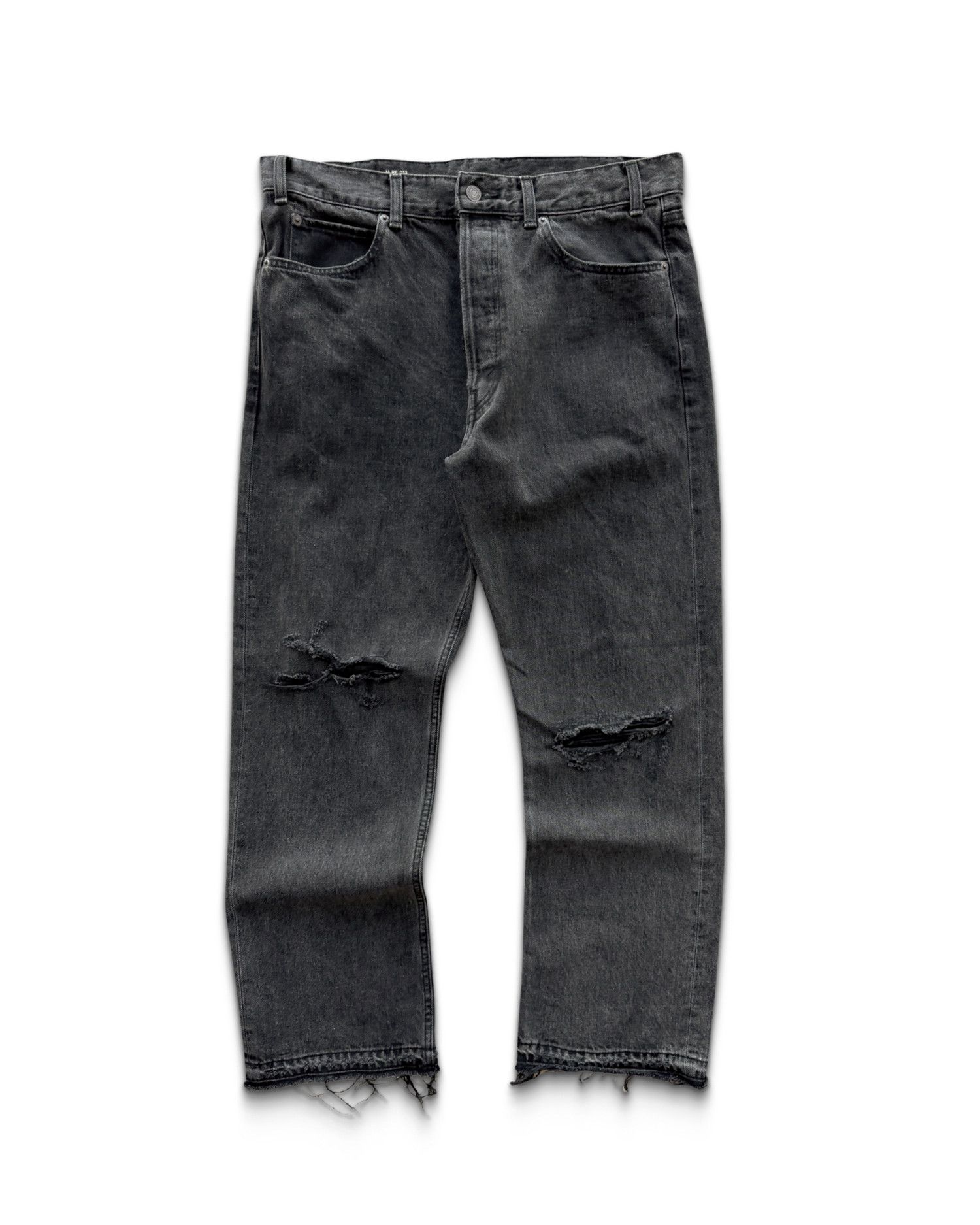 Celine Celine SS21 Wesley Grey Distressed Jeans Size US 33 - 2 Thumbnail