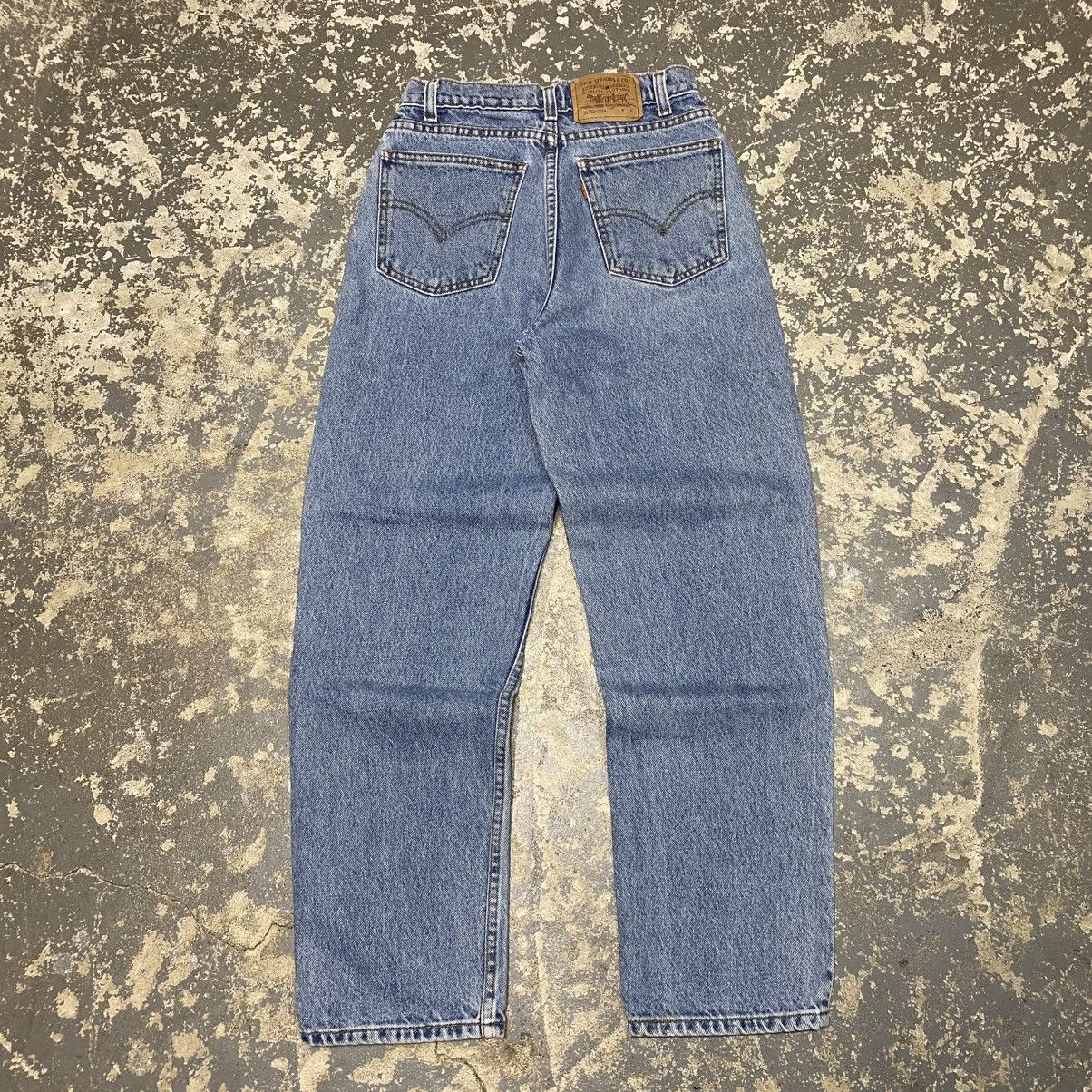 Japanese Brand × Levi's × Vintage Vintage Kids Levi’s 550 Relaxed Fit Blue Denim Jeans USA 90s Size US 26 / EU 42 - 1 Thumbnail