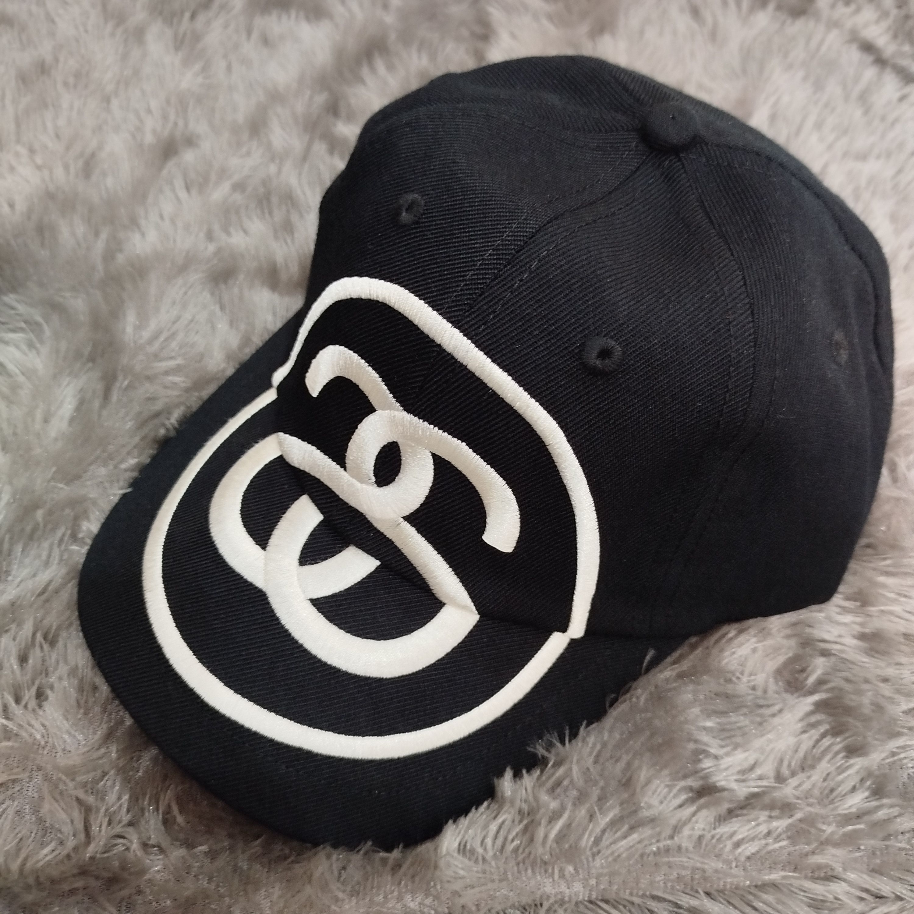 travis着用　Stussy Chenille S Low Pro Cap travis着用Stussy Chenille S Low Pro Cap