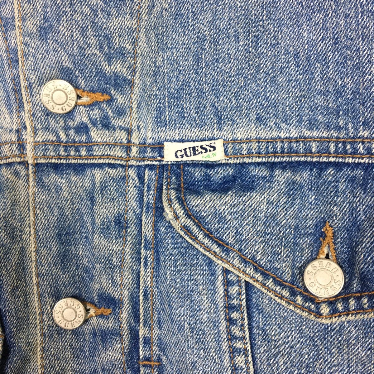 Guess Vintage Guess Classic Style Leather Collar Denim Jacket Size US L / EU 52-54 / 3 - 5 Thumbnail