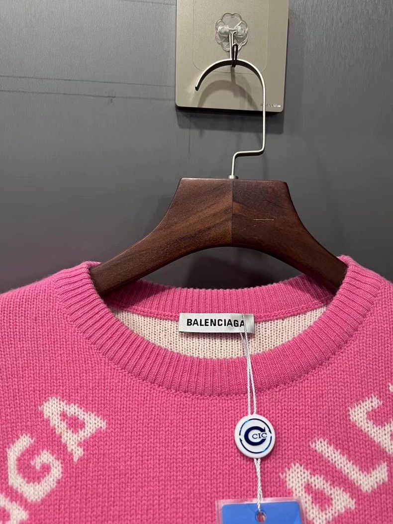 Balenciaga Balenciaga Bullet screen full of Logo sweater Size US S / EU 44-46 / 1 - 3 Thumbnail