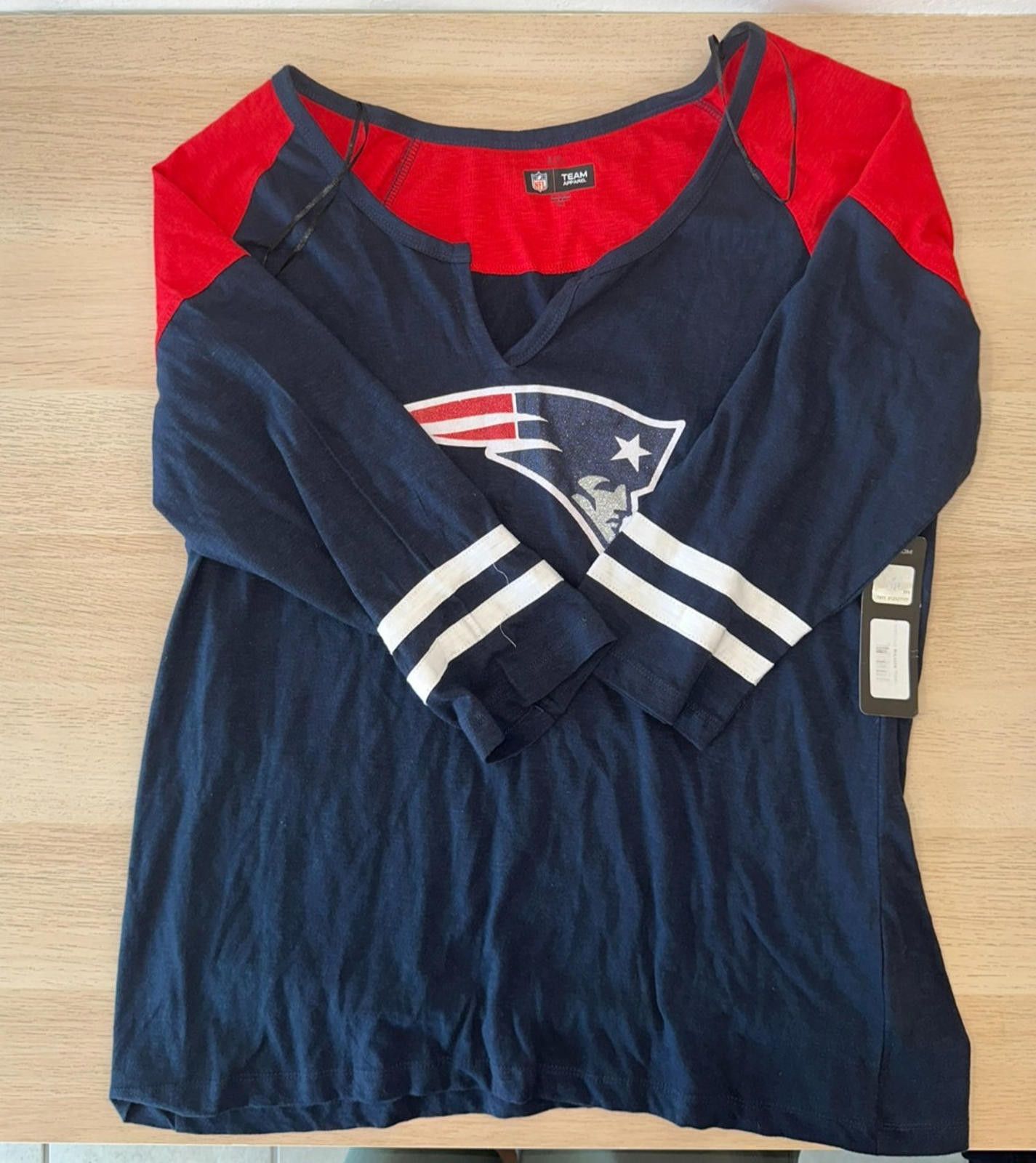 Designer New England Patriots Women's Long-Sleeve Shirt – Size 2XL Size ONE SIZE - 2 Thumbnail