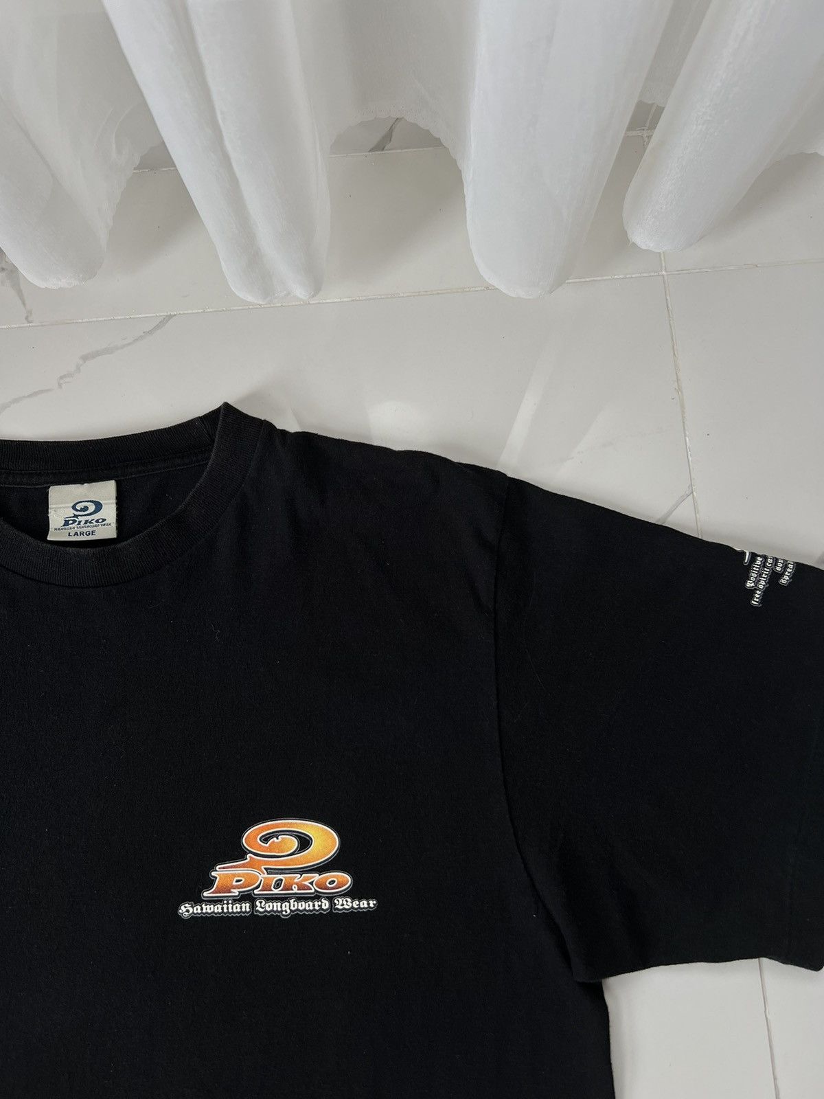 Vintage 90's PIKO RARE HAWAIIAN LONGBOARD SURF RETRO BIG LOGO TEE Size US L / EU 52-54 / 3 - 5 Thumbnail