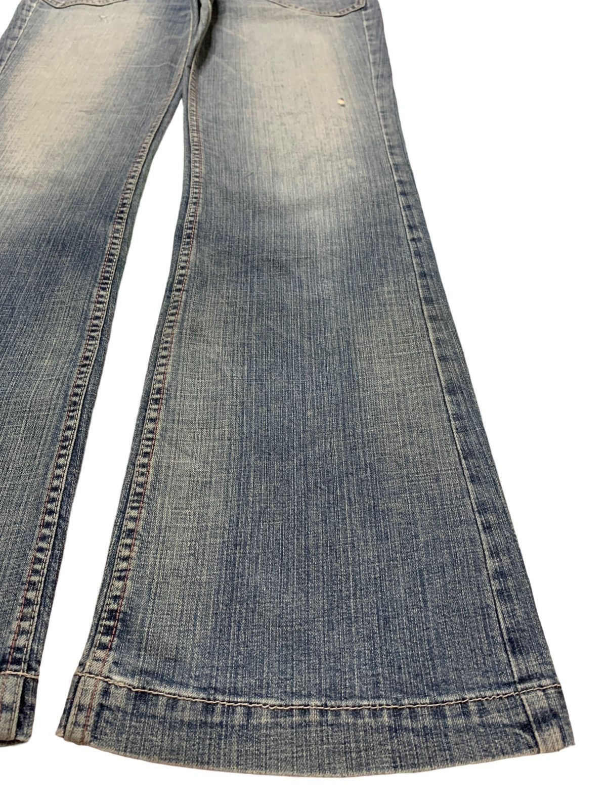 Japanese Brand Vintage Japanese Brand Faded Wash Flare Style Jeans Size 31" - 7 Thumbnail