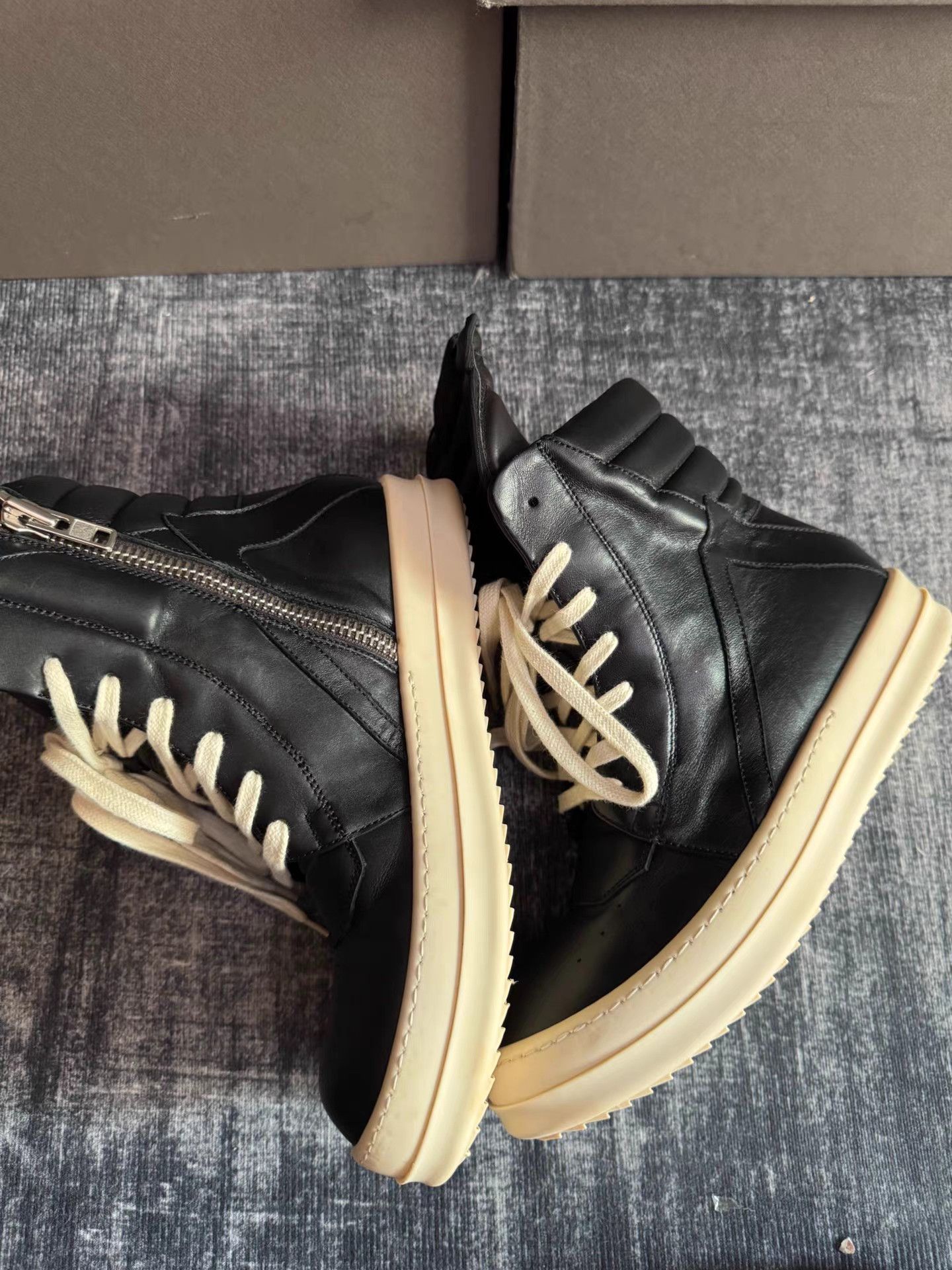 Rick Owens Rick Owens Main Line Triangle Toe Size US 7 / IT 37 - 2 Thumbnail