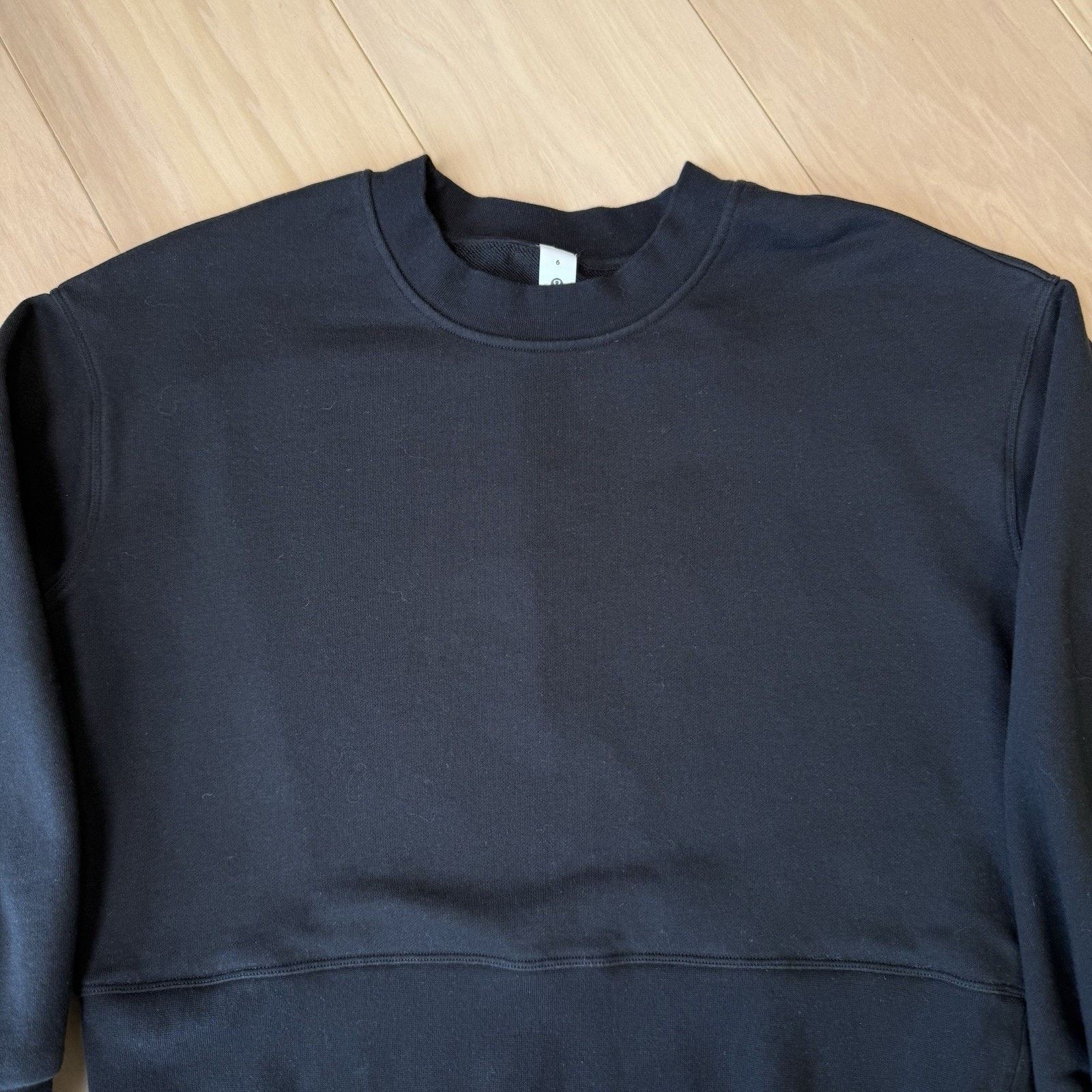 Lululemon Lululemon Sweatshirt Women's 6 Black Cropped Fleece Pullover Size M / US 6-8 / IT 42-44 - 4 Thumbnail