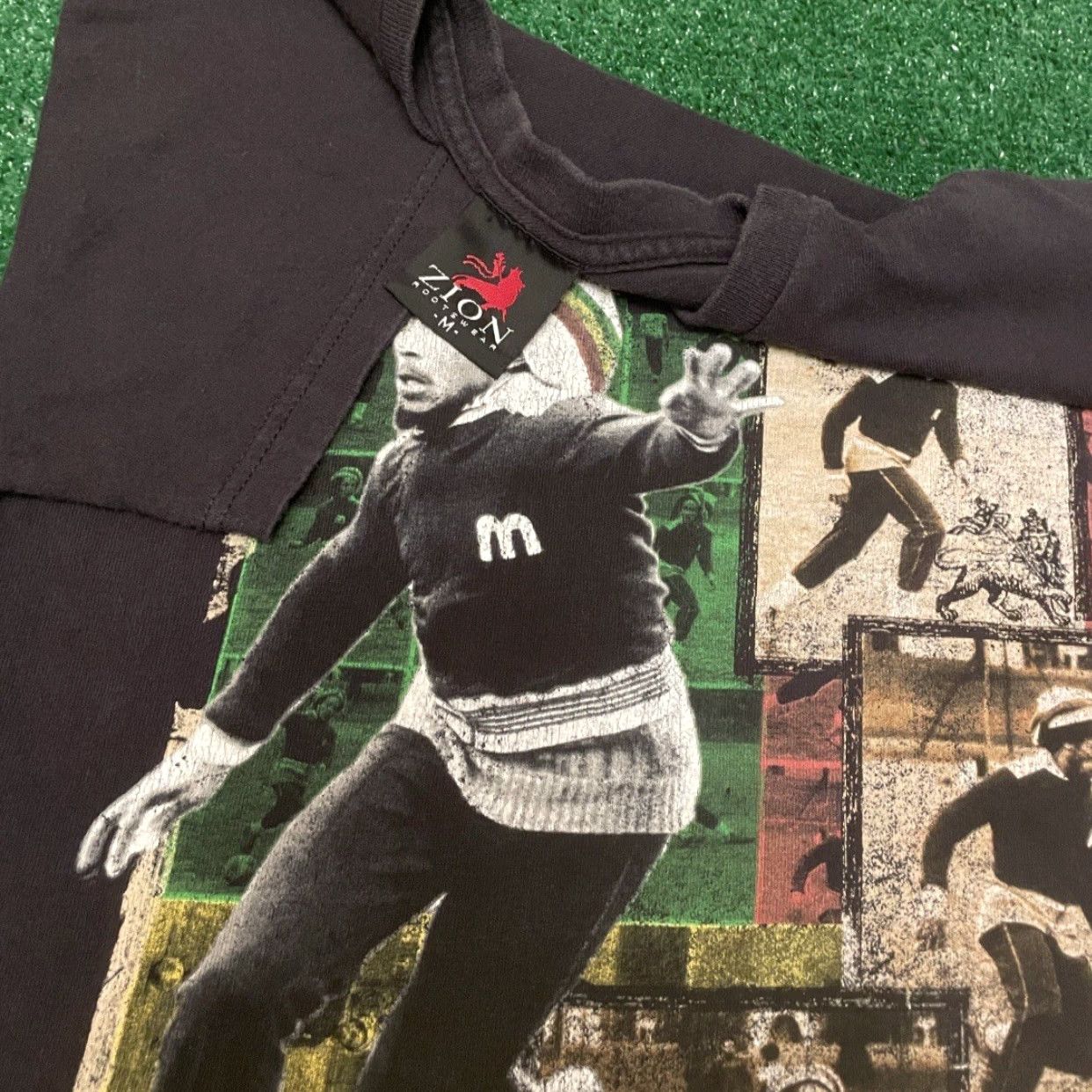 Vintage VINTAGE 90s Y2K Bob Market Soccer Football Is Freedom 2010 VTG Shirt Mens M Zion Black Short Sleeve T-Shirt Mens M 90s Music Sports Zion Rootswear Size US M / EU 48-50 / 2 - 2 Thumbnail