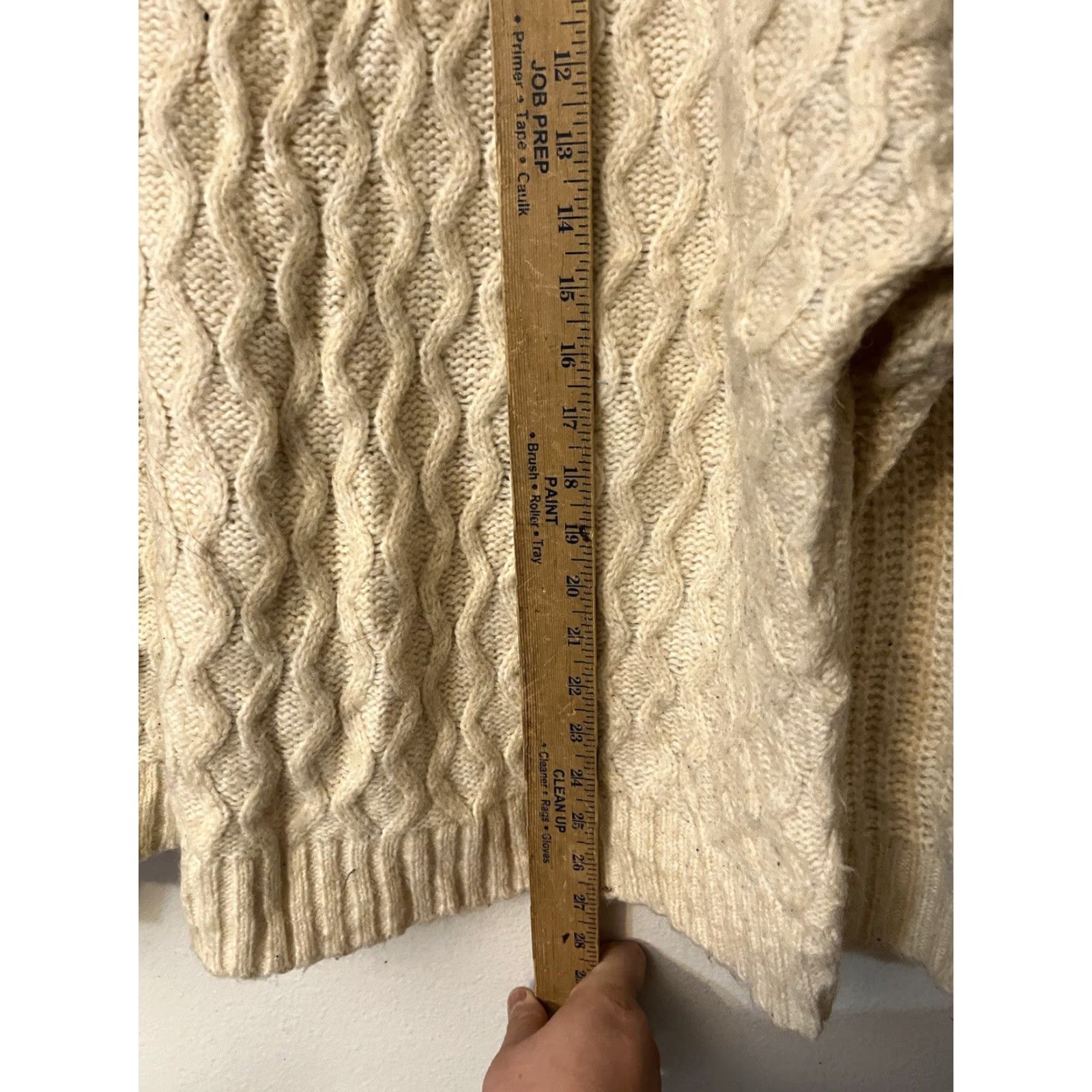 American Eagle Outfitters VINTAGE American Eagle Outfitters Cardigan Women's Oversized Cable-Knit Wool Blend Fisherman V-Neck Ivory Cream L Size L / US 10 / IT 46 - 4 Thumbnail