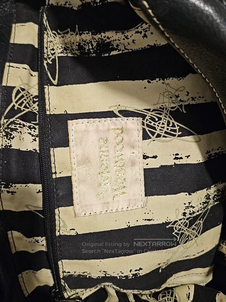 Vivienne Westwood Vivienne Westwood size os Vintage Black Leather Stamped Sat Size ONE SIZE - 8 Thumbnail