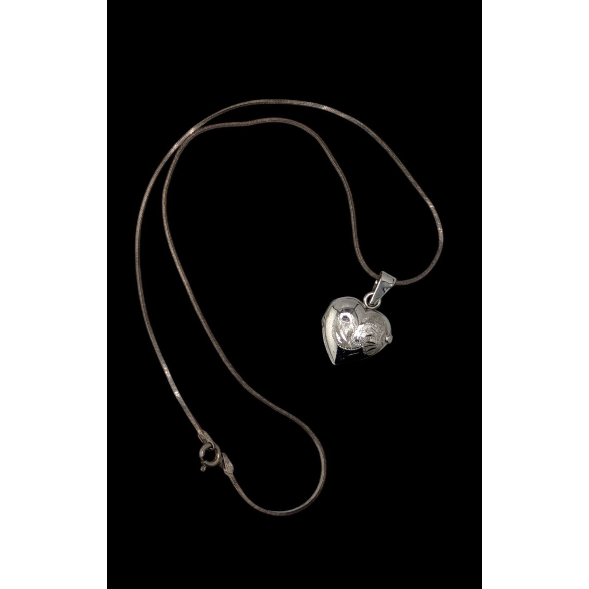 Other Vintage Engraved Sterling Silver Heart Locket Necklace Size ONE SIZE - 2 Thumbnail