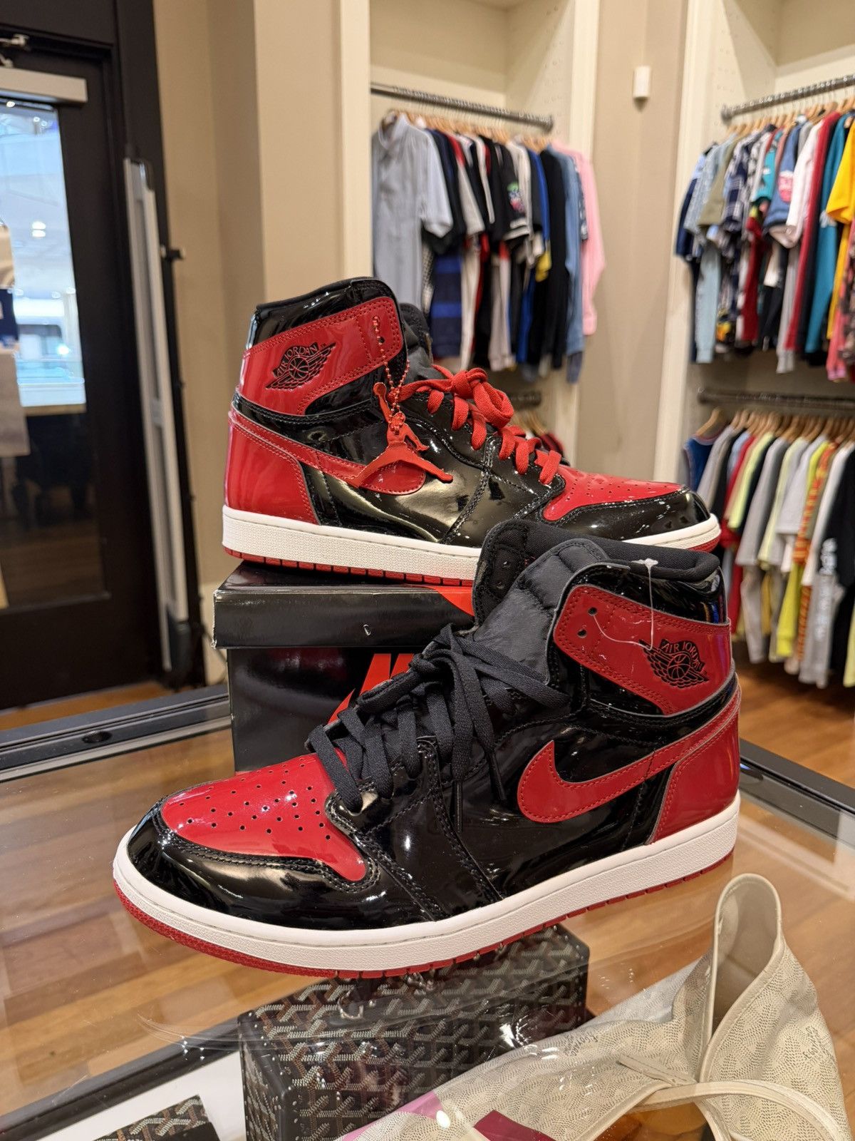 Jordan Brand Jordan 1 Retro High OG ‘Patent Bred’ Size US 13 / EU 46 - 4 Thumbnail