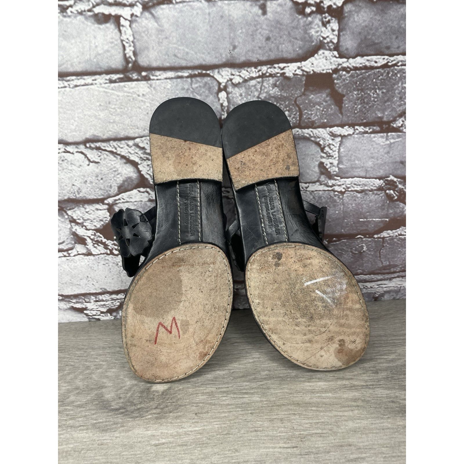 Vera Wang Vera Wang Lavender Label Black Leather Slides Thong Sandals Size US 6 / IT 36 - 9 Thumbnail