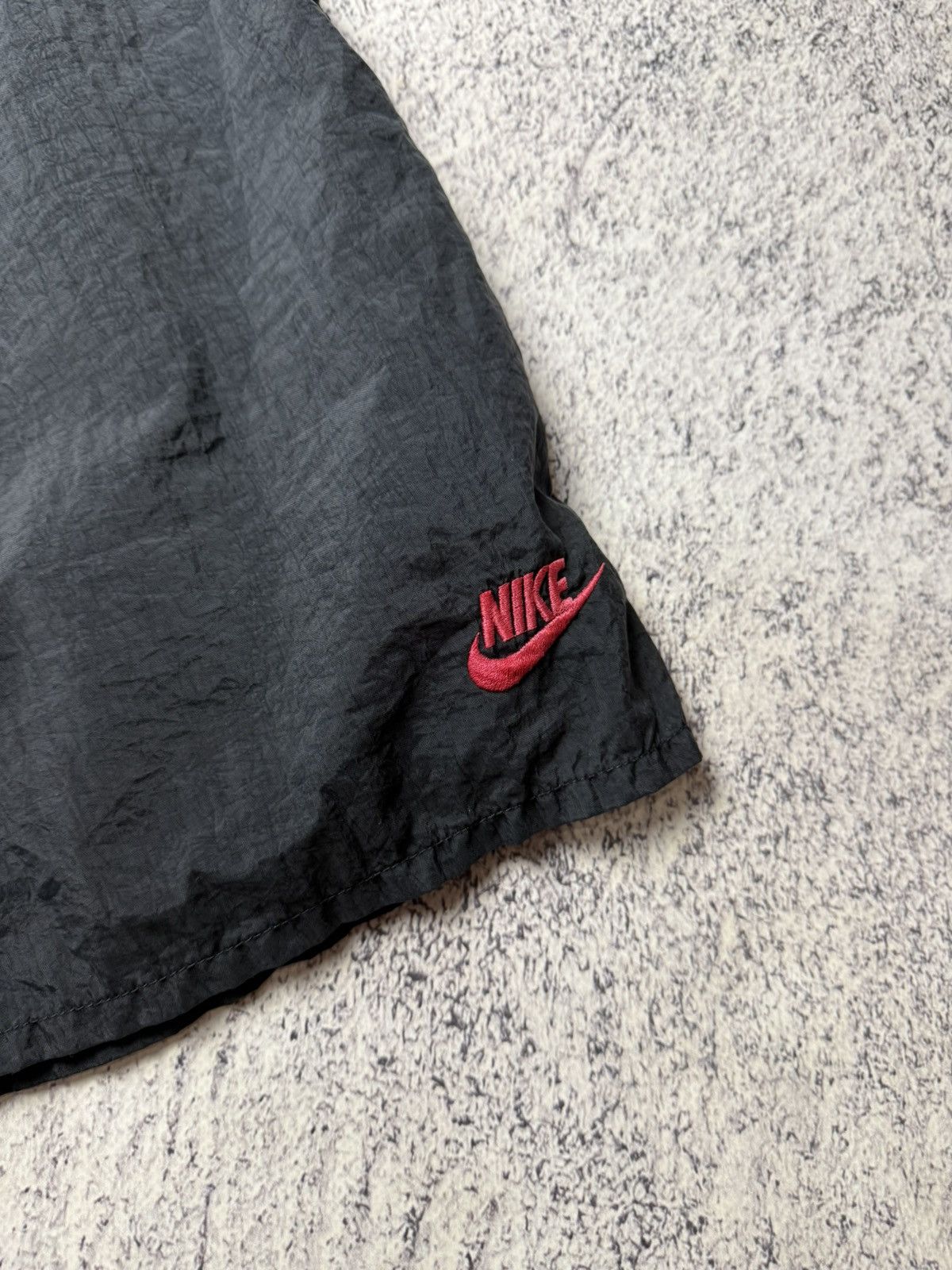 Nike Vintage Nike Nylon Shorts Y2K Size US 34 / EU 50 - 5 Thumbnail