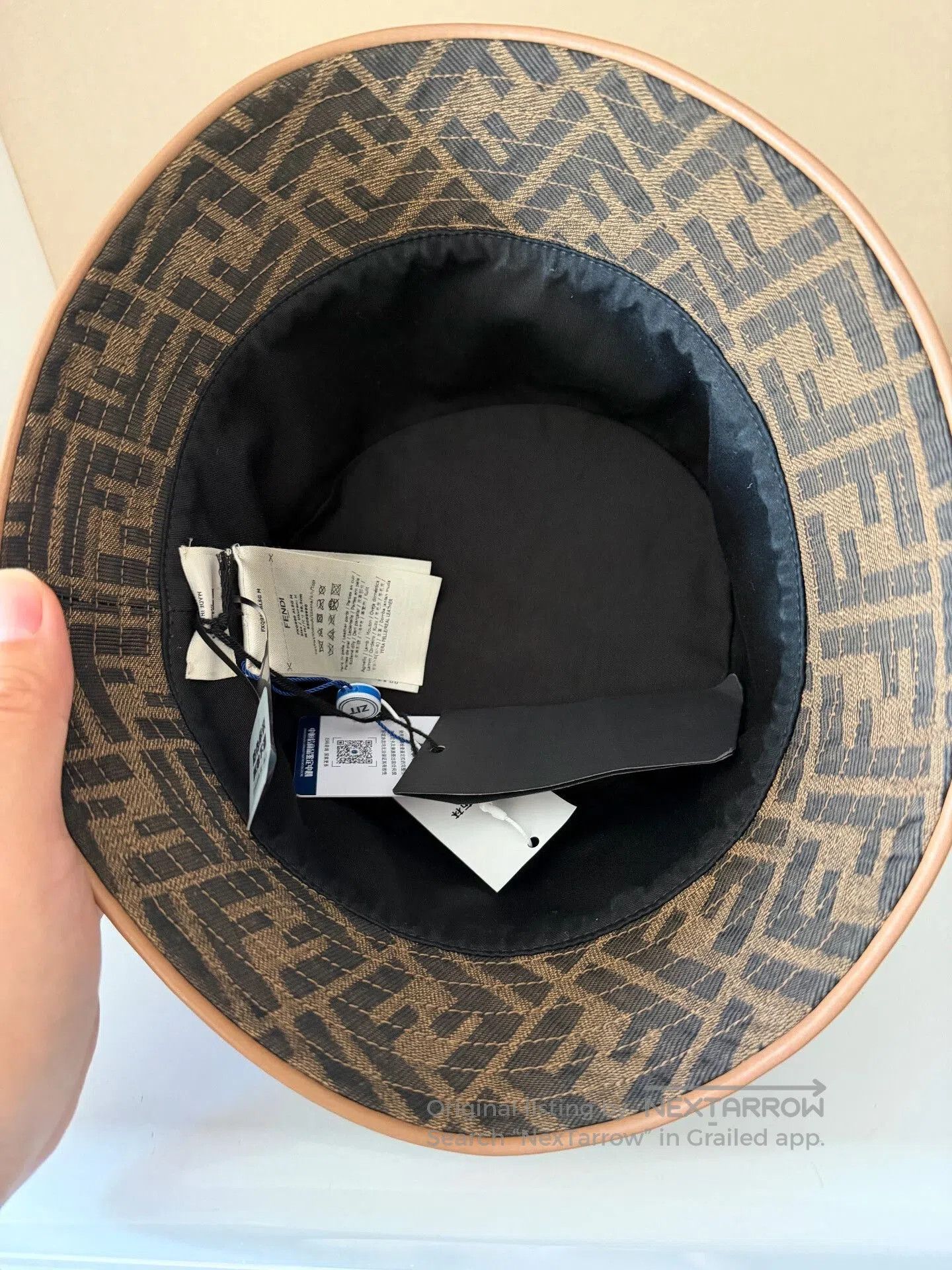 Fendi FENDI Classic FF Bucket Hat. Size ONE SIZE - 5 Thumbnail