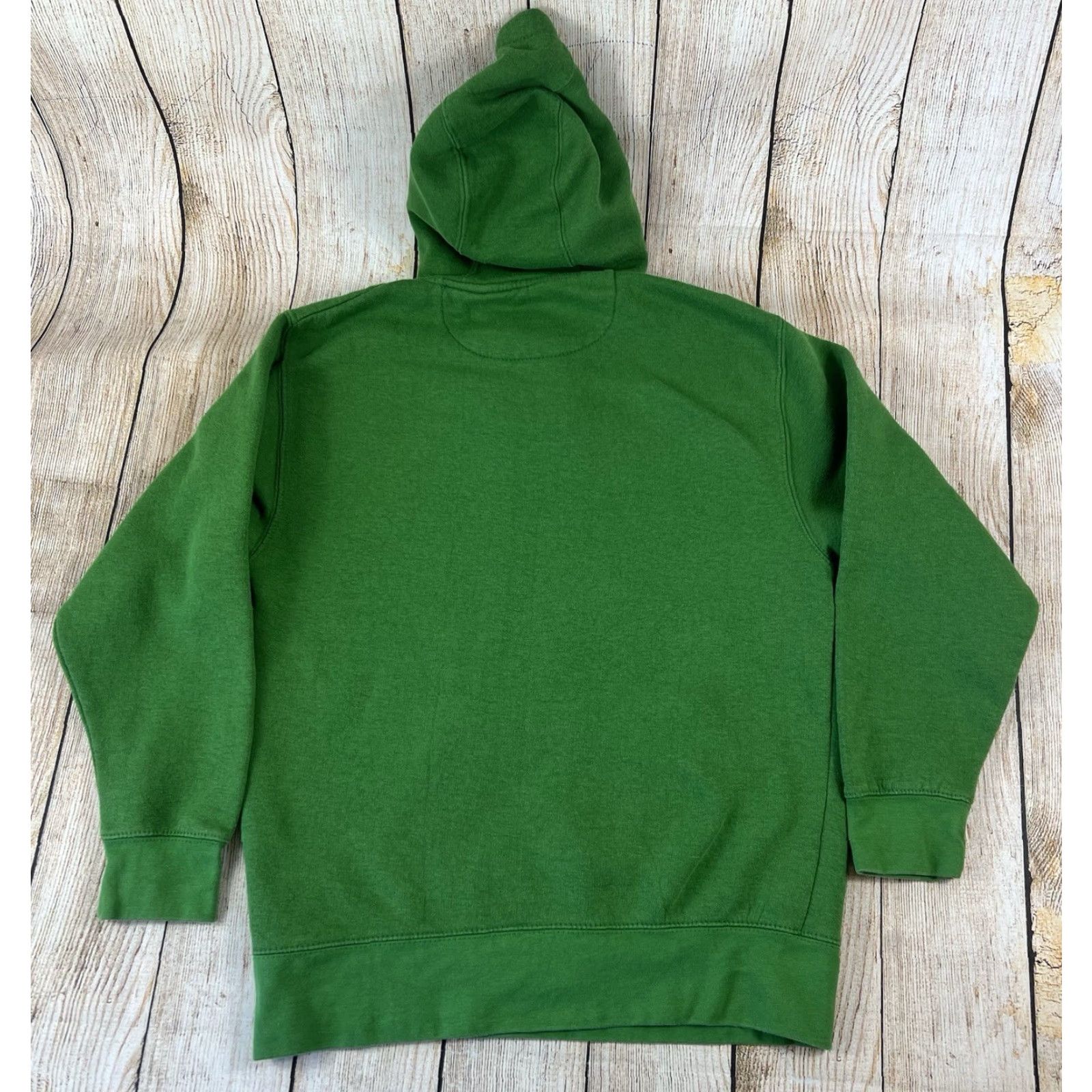 John Deere John Deere Green Hoodie Sweatshirt Medium Men Size Green Pullover Tractors Sweatshirt Size US M / EU 48-50 / 2 - 2 Thumbnail