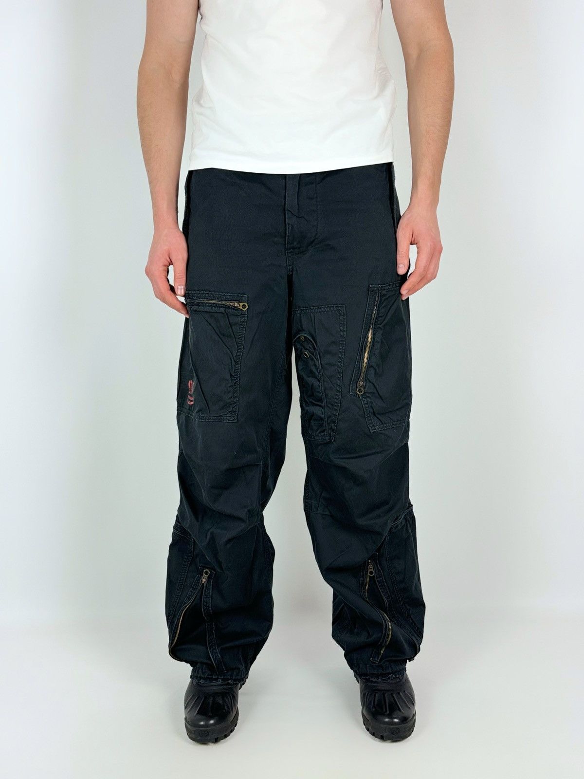 Other Surplus Infantry Multipockets Cargo Pants Size M Size US 33 - 1 Thumbnail
