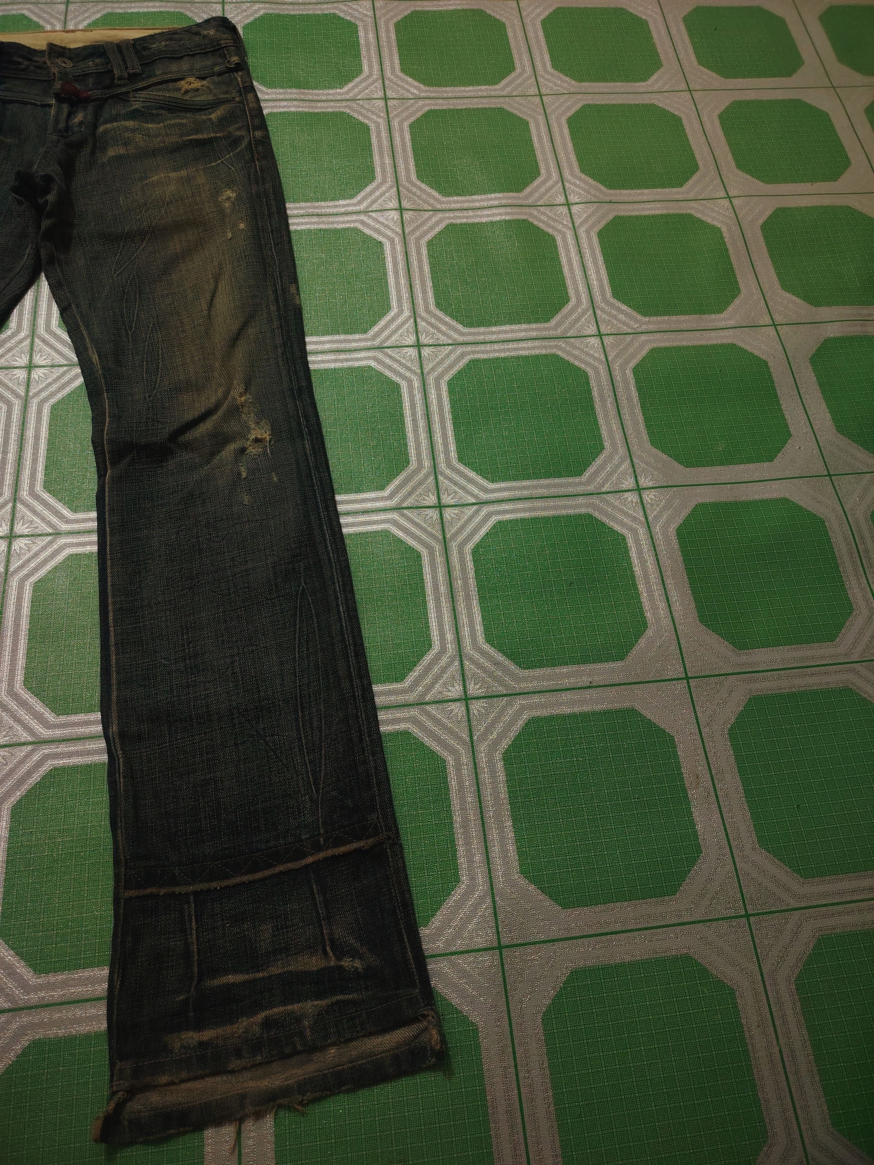 Marithe + Francois Girbaud Rare!!! Le Jean De Marithe Francois Girbaud disstress jeans Size US 30 / EU 46 - 3 Thumbnail