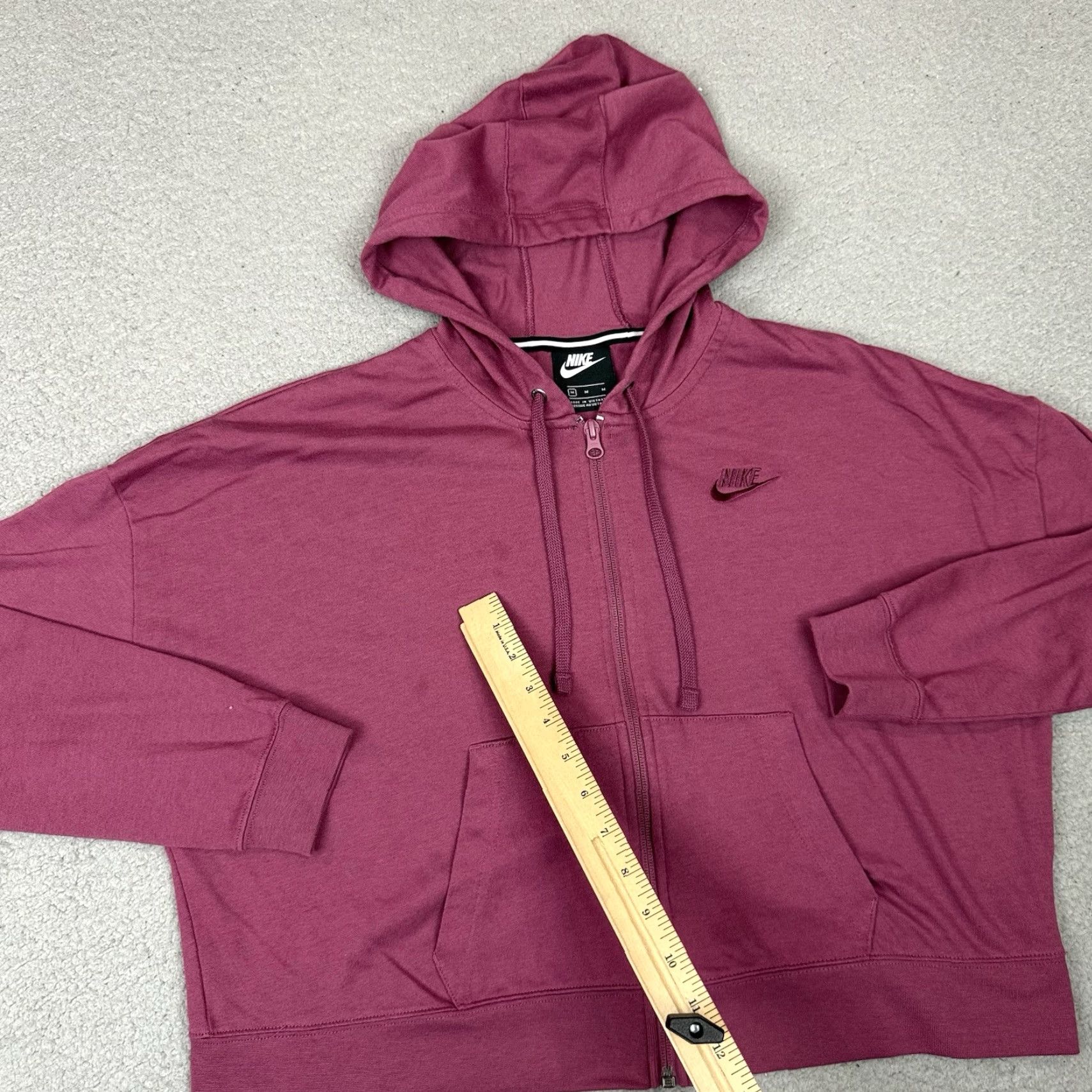 Nike VINTAGE Nike Jacket Womens M Red Burgundy Air Zip Up Cropped Hoodie Casual Workout Size M / US 6-8 / IT 42-44 - 6 Thumbnail