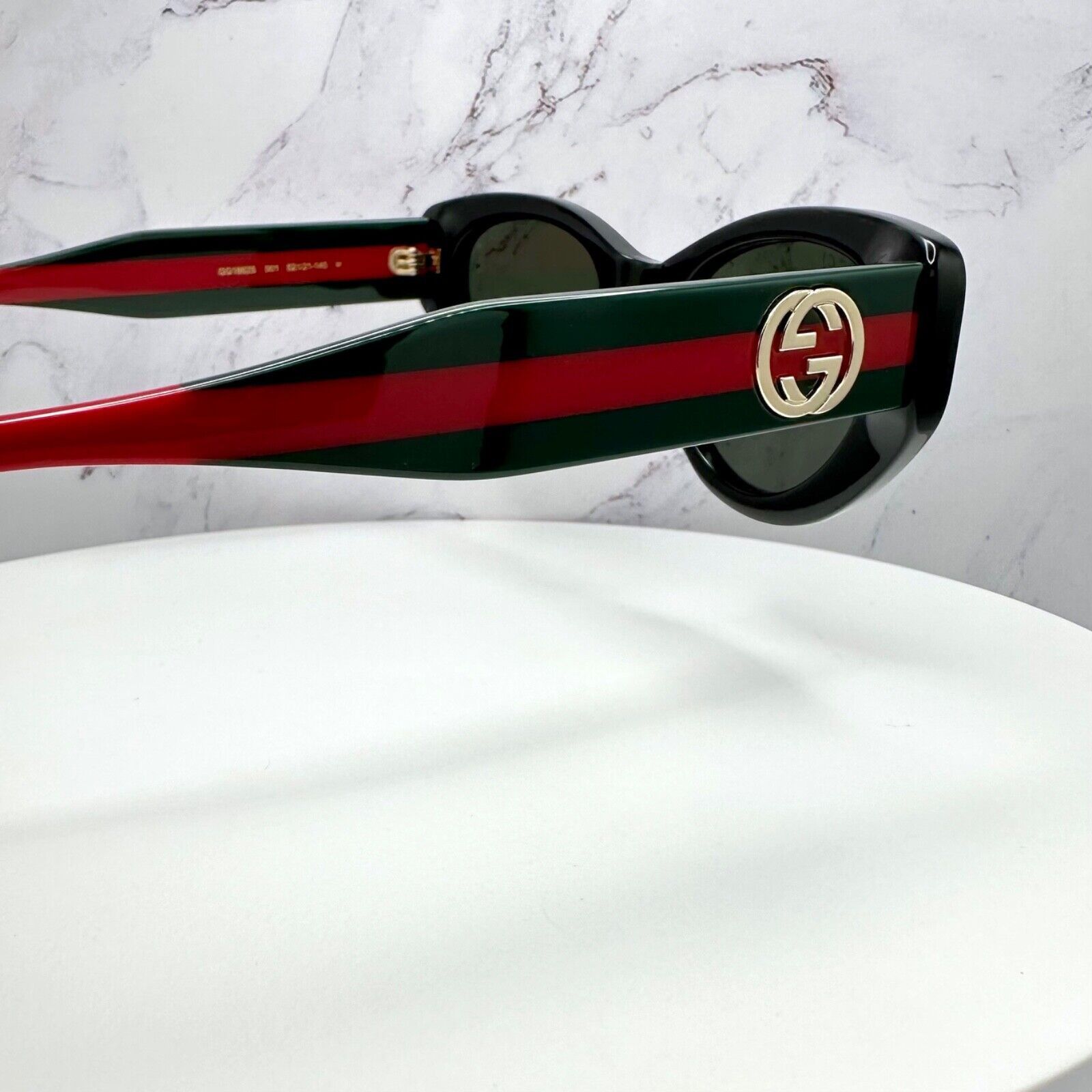 Gucci New GUCCI Sunglasses Black Gold 2025 Newest Collection Size ONE SIZE - 6 Thumbnail