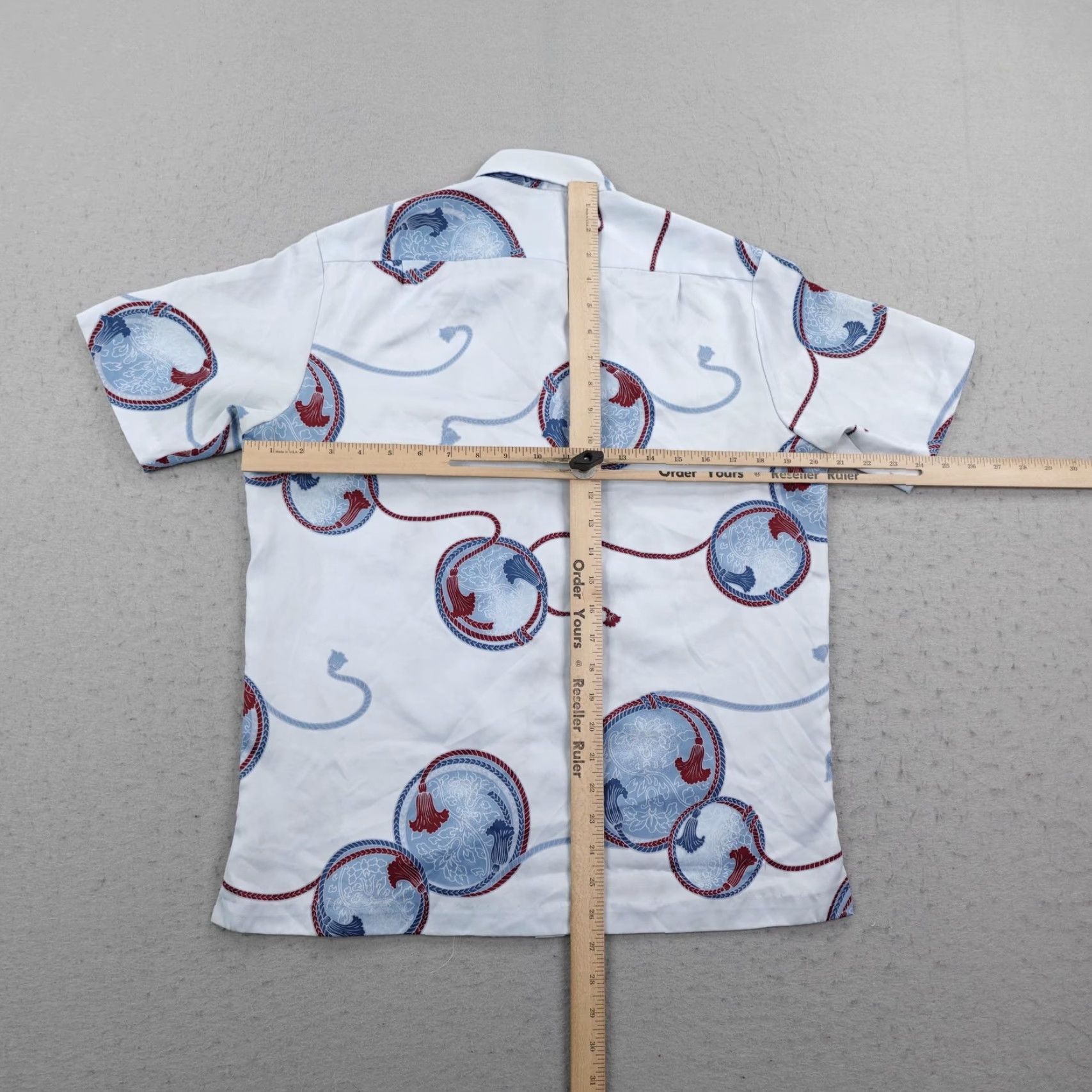 Tori Richard VINTAGE Tori Richard Shirt Mens XS Blue Hawaiian Aloha Button-Up 70s Camp Beach Tropical Graphic Print 70s Mens XS Blue Hawaiian Aloha Button-Up Shirt Size US XS / EU 42 / 0 - 5 Thumbnail