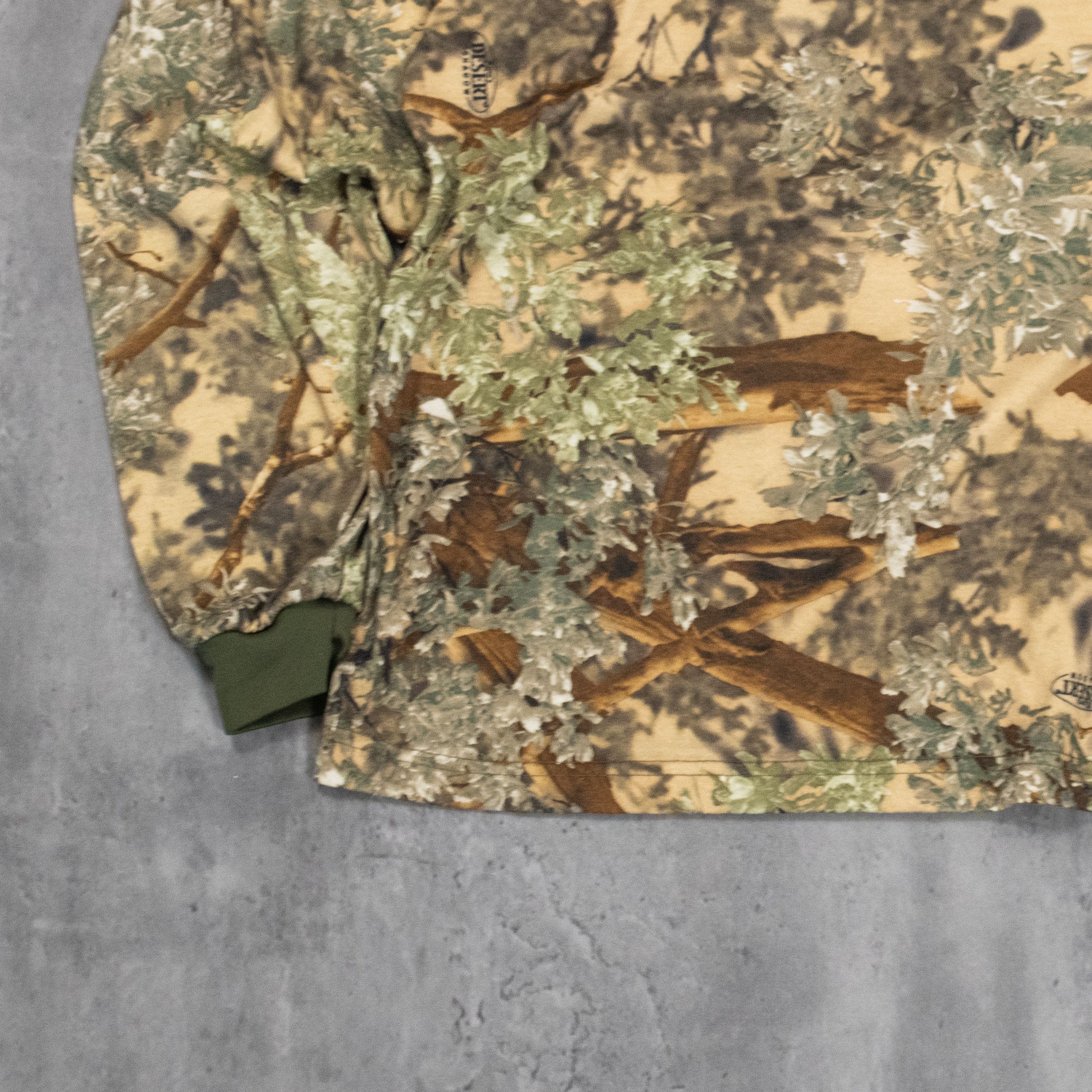 Realtree Y2K 2000's 00's Winter Real Tree Camo Long Sleeve T-Shirt Size US L / EU 52-54 / 3 - 8 Thumbnail