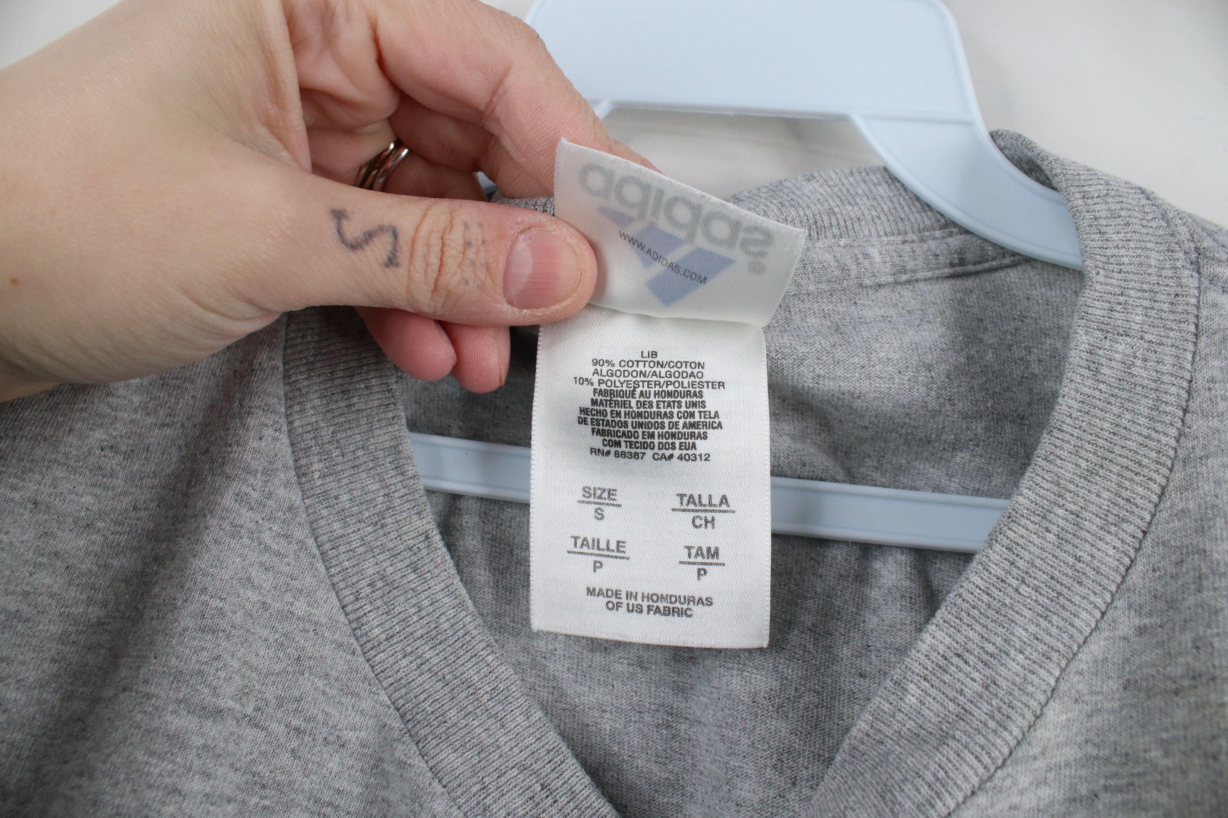 Adidas × Vintage Vintage Adidas Spell Out Big Logo Long Sleeve T-Shirt Gray Size US S / EU 44-46 / 1 - 10 Thumbnail