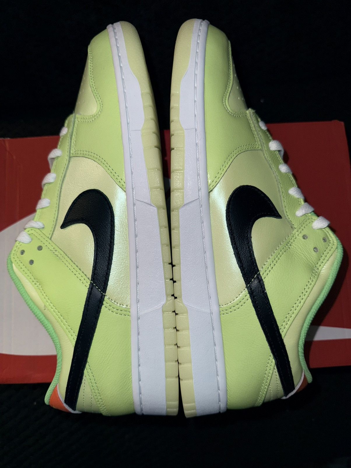 Nike Nike Dunk Low SE “Splash Volt” NEW w/ Box! glow-in-the-dark! Size US 12.5 / EU 45-46 - 14 Thumbnail