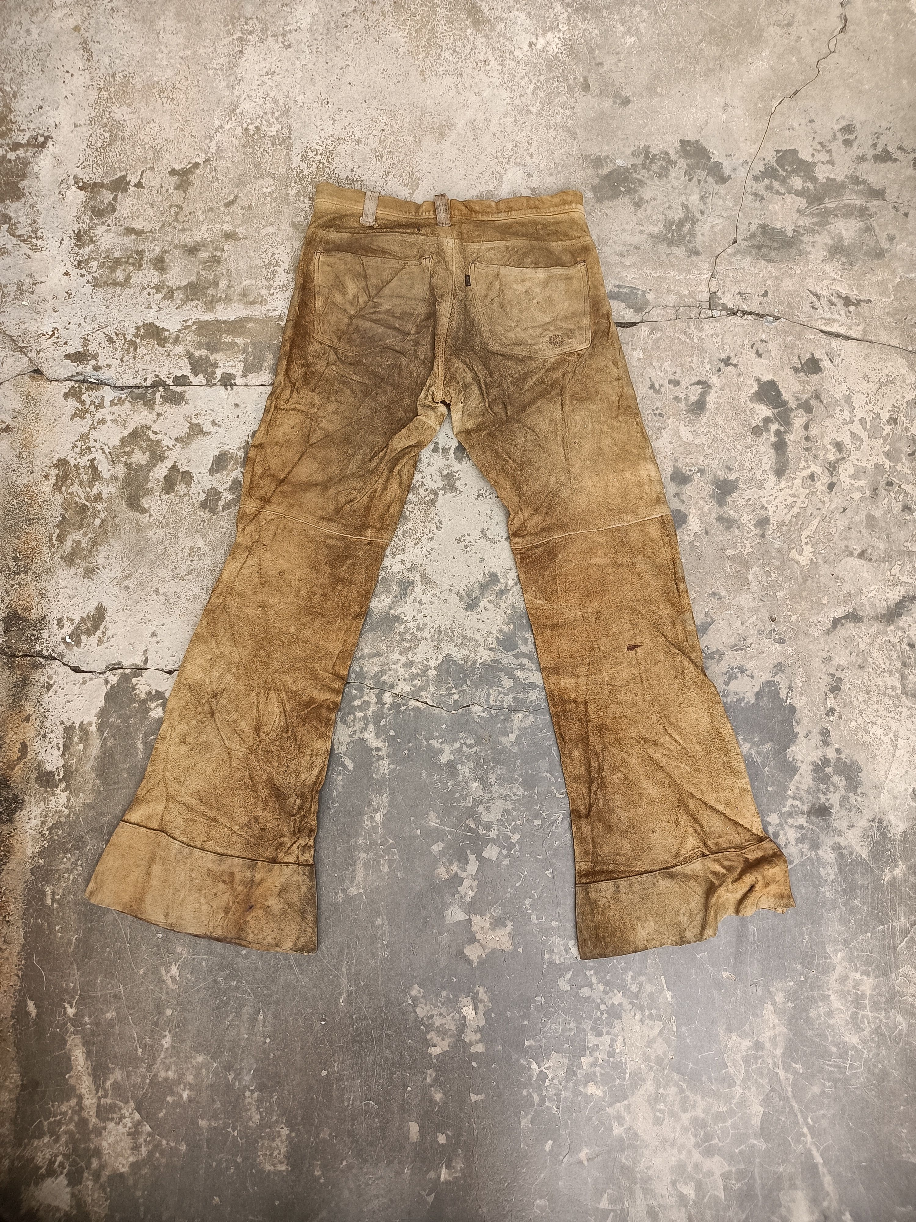 Levi's Vintage Clothing Distress Vintage 70s Levi's Leather Suede Flared Pants Size US 32 / EU 48 - 2 Thumbnail