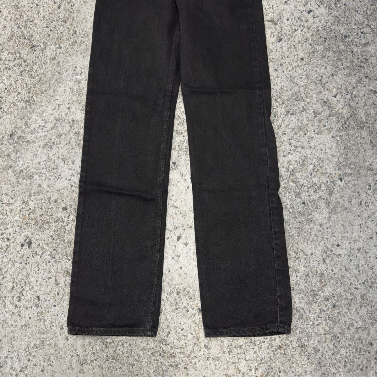 Levi's Vintage Levi’s 505 Black Straight Denim Jeans Size US 31 - 9 Thumbnail