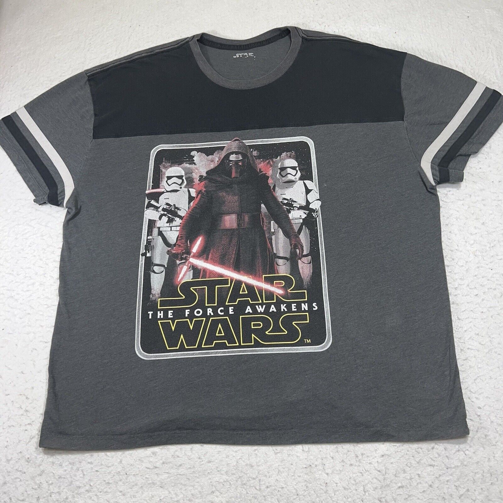 Disney Star Wars The Force Awakens XXL Gray Kylo Ren Graphic TShirt Size US XXL / EU 58 / 5 - 1 Thumbnail