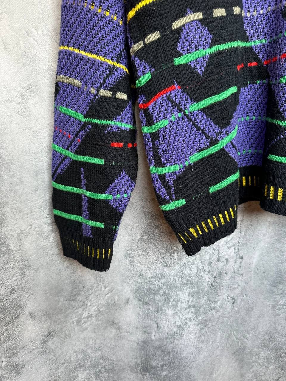 Coogi Hilton Coogi Style Knit Sweater USA 90s Acrylic Cubist Face Size US XL / EU 56 / 4 - 7 Thumbnail