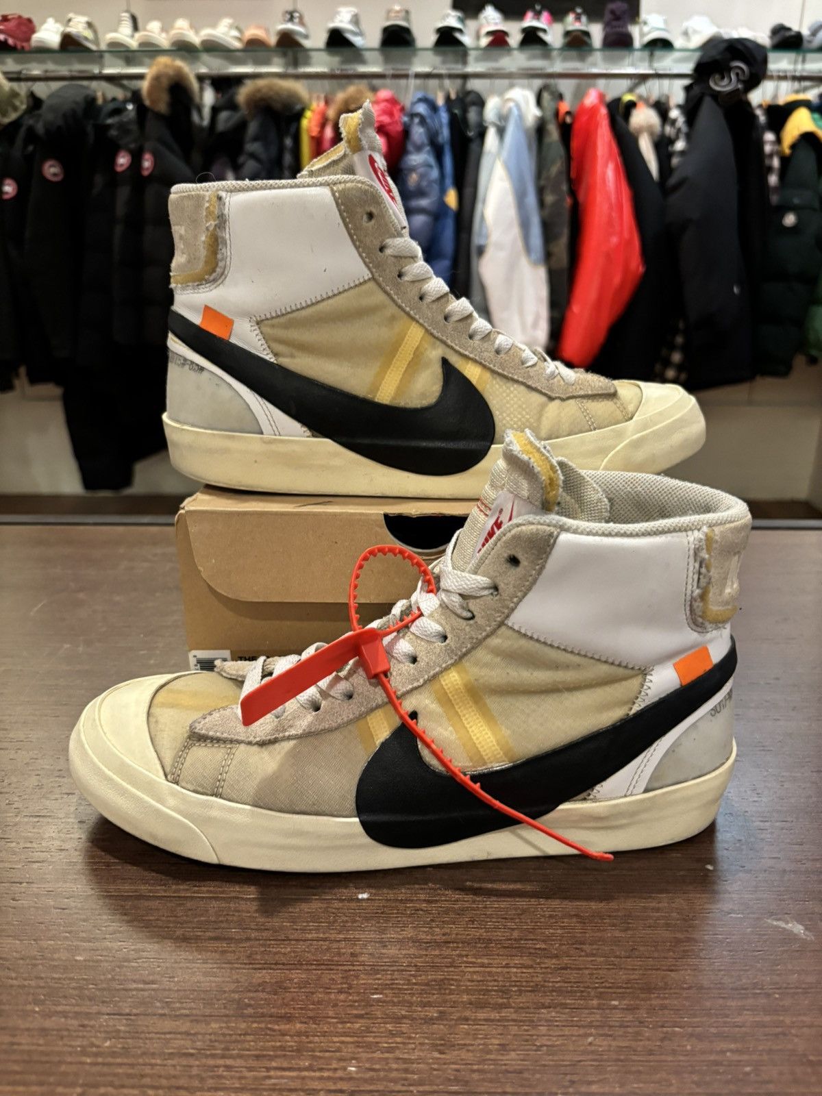 Nike × Off-White Nike x Off-White Blazer Mid ‘The 10’ Size US 8.5 / EU 41-42 - 2 Thumbnail