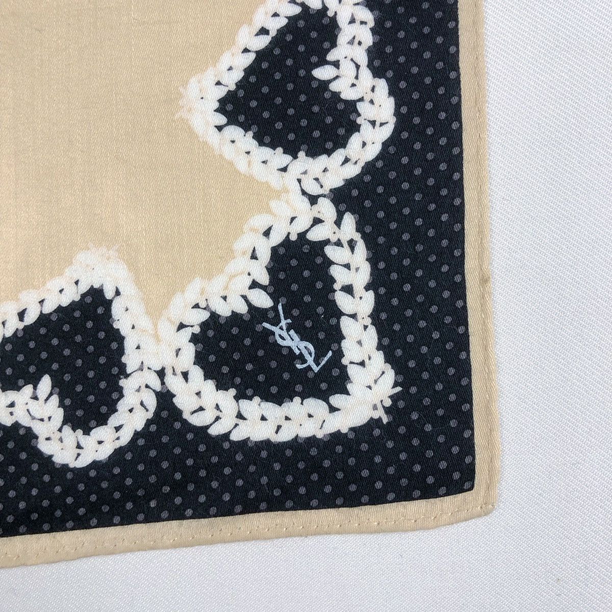 Yves Saint Laurent Rare Vintage Yves Saint Laurent YSL Handkerchief Bandana Size ONE SIZE - 3 Thumbnail