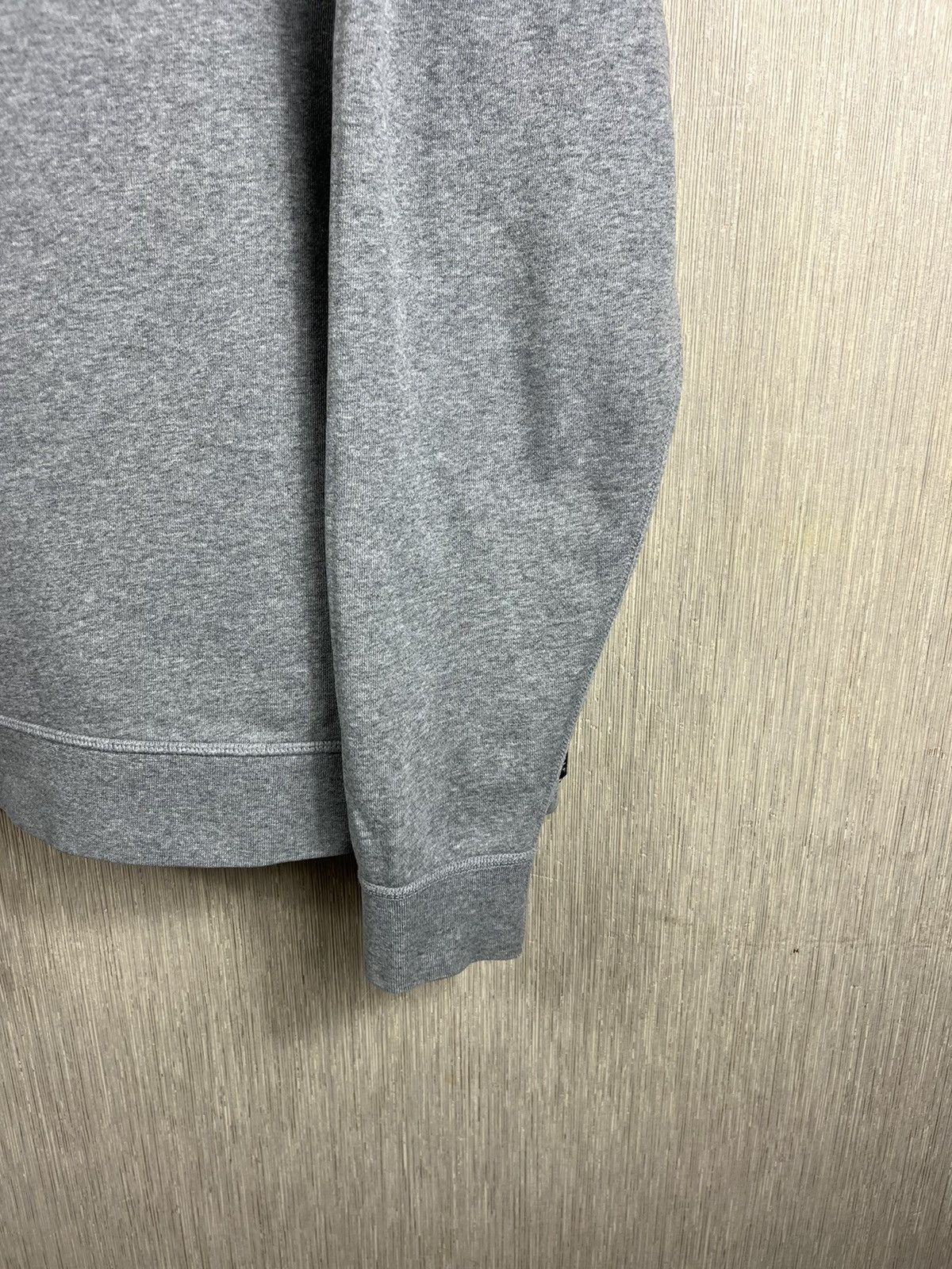 Huf × Vintage Vintage HUF sweatshirt y2k crewneck embroidered logo Size US L / EU 52-54 / 3 - 10 Thumbnail