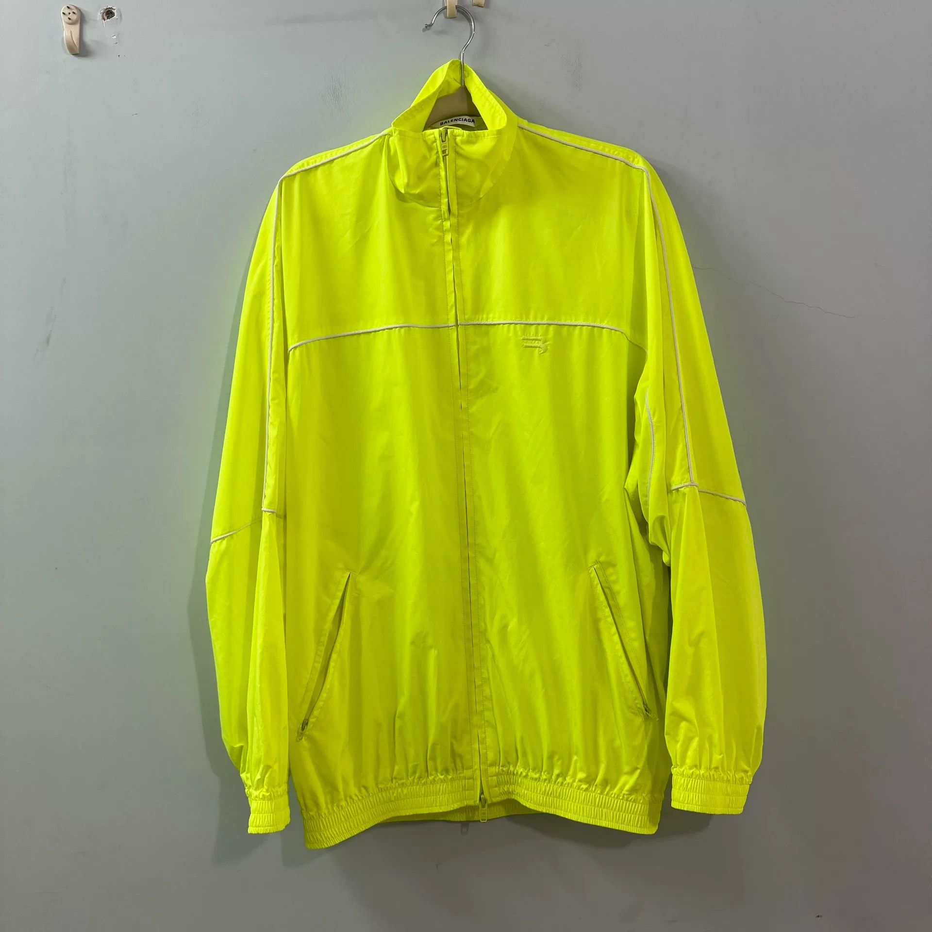 Balenciaga Balenciaga Fluorescent Green Zip Jacket Size XS / US 0-2 / IT 36-38 - 1 Thumbnail