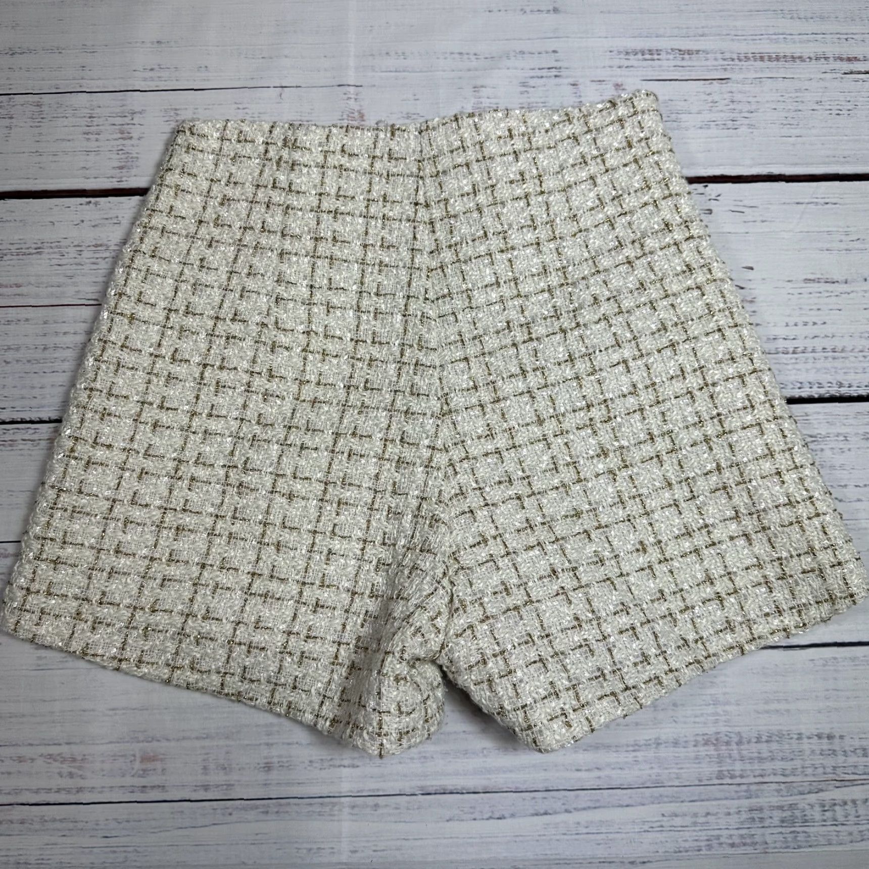 Vintage Goodnight Macaroon Woven Knit Beige Gold Sparkle Shorts High Waist Sz S NWT Size 28" / US 6 / IT 42 - 3 Thumbnail