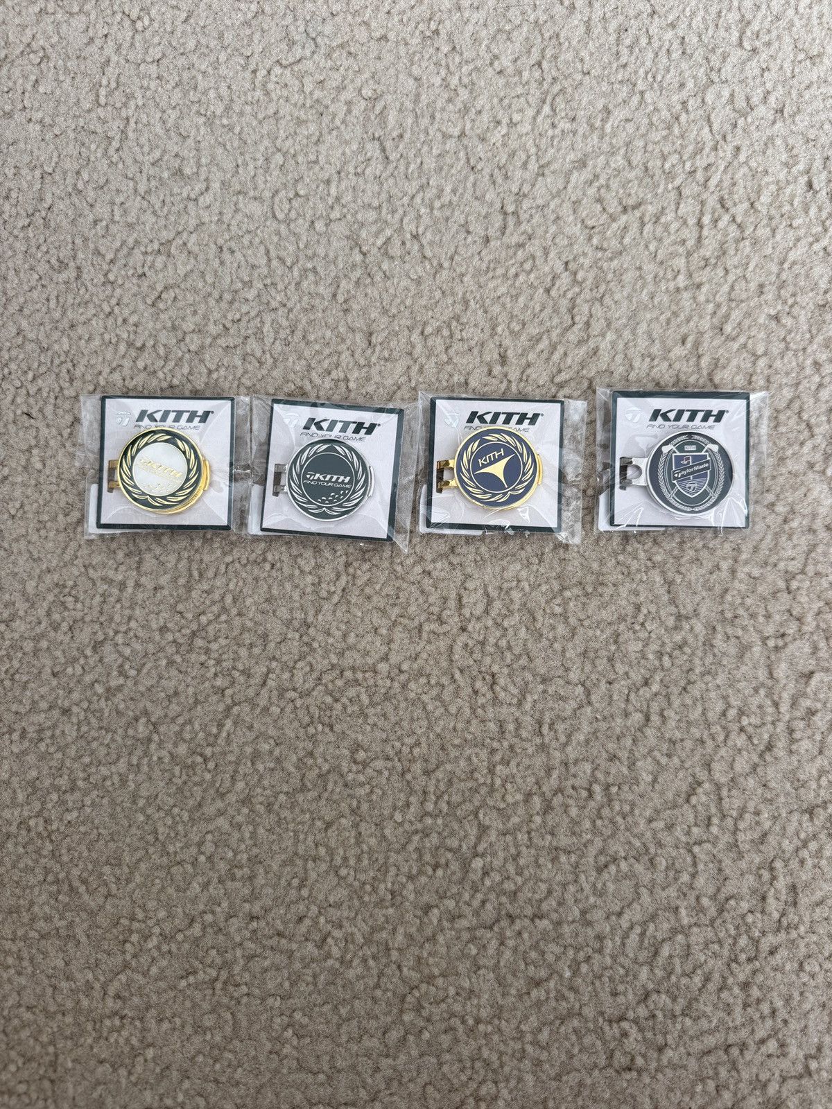 Kith × TaylorMade Kith x Taylormade Ball Marker Hat Clip set of 4 Size ONE SIZE - 1 Thumbnail