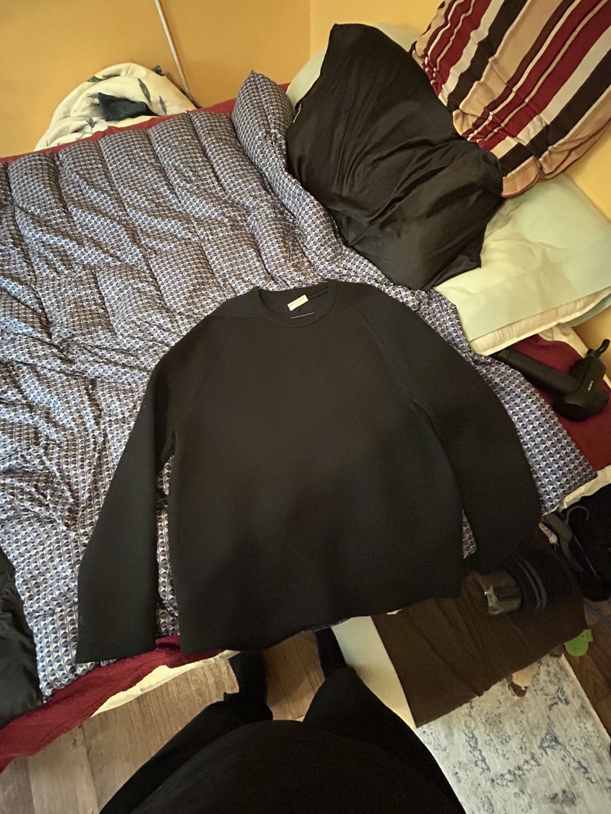 Balenciaga Black crewneck balenciaga Size US XL / EU 56 / 4 - 1 Thumbnail