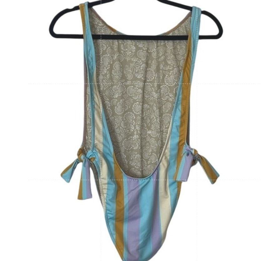 Free People New The Pamela Striped One-Piece Swimsuit $178 SMALL Blu Size S / US 4 / IT 40 - 4 Thumbnail