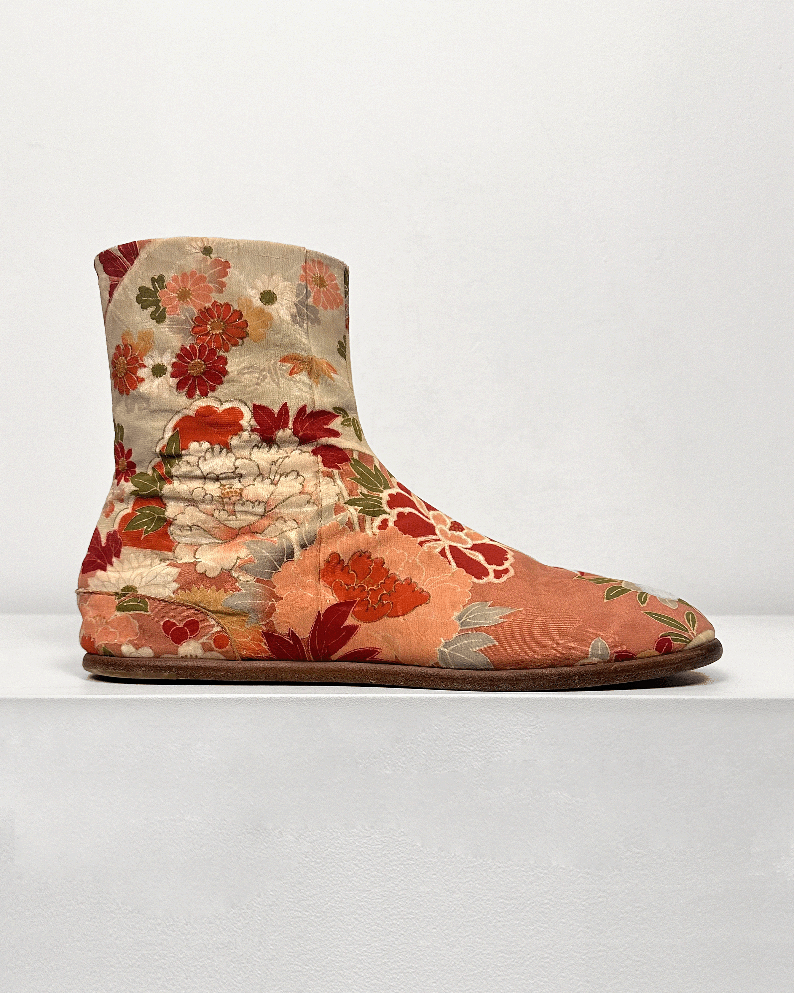 Maison Margiela Maison Margiela Floral Embroidered Jaccquard Tabi Boots Size US 12.5 / EU 45-46 - 3 Thumbnail