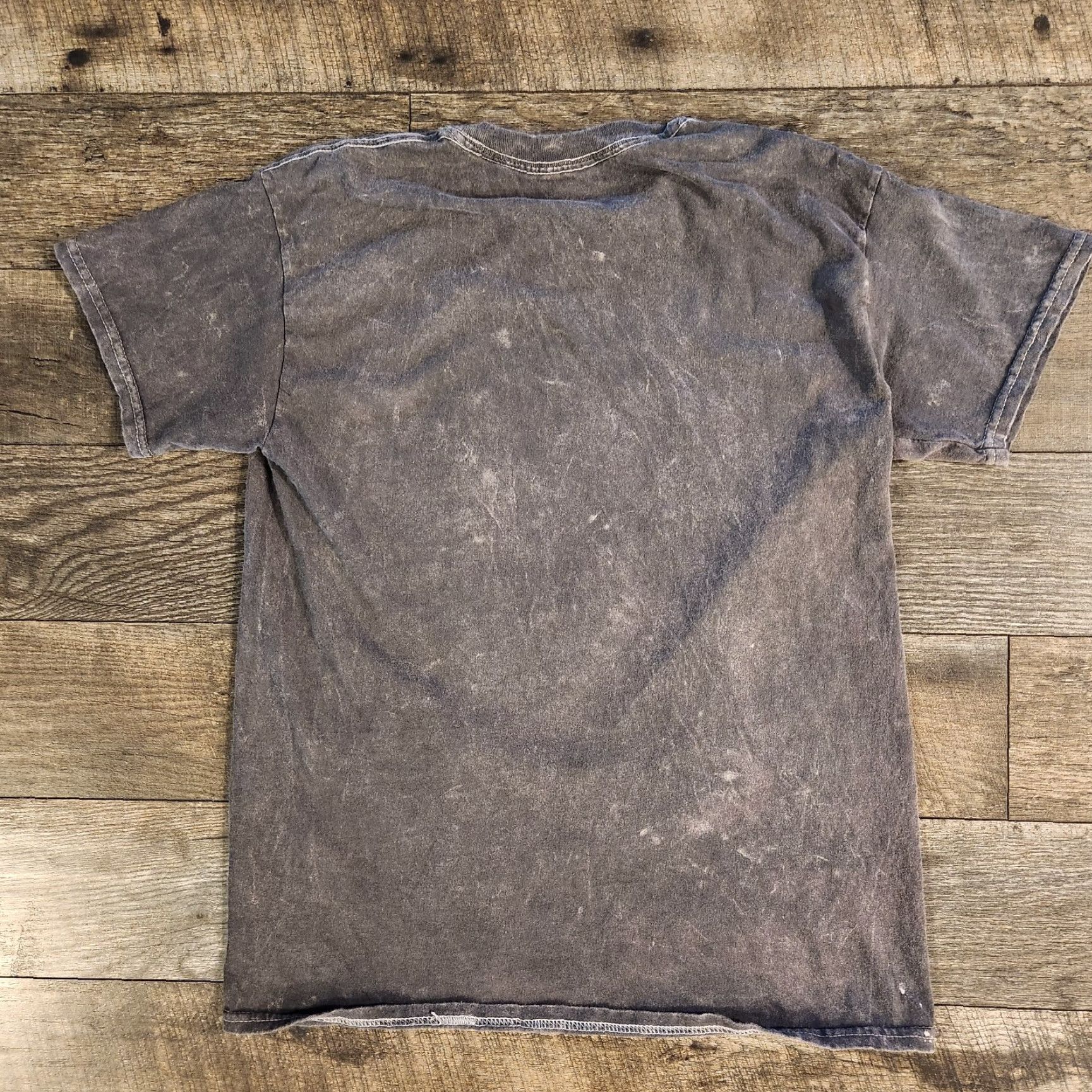 Vintage AC/DC Blow Up Your Video T-Shirt OFFICIAL Gray Unisex S/M T-Shirt Graphic Print Short Sleeve Crew Neck Vintage No Size US M / EU 48-50 / 2 - 3 Thumbnail