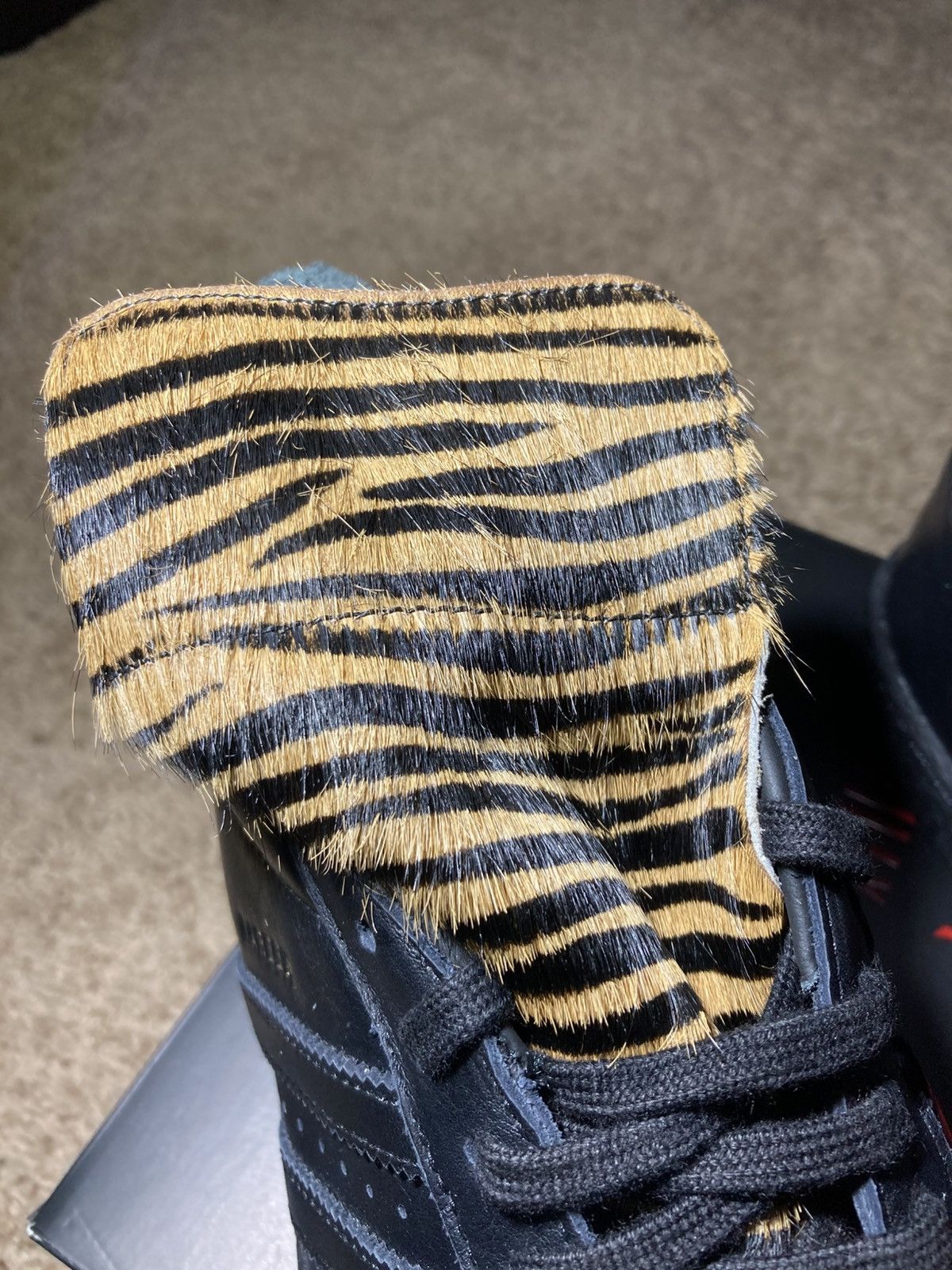 Adidas × Willy Chavarria New SS25 Willy Chavarria Adidas Jabbar Low Black Tiger 2025 Size US 10 / EU 43 - 7 Thumbnail