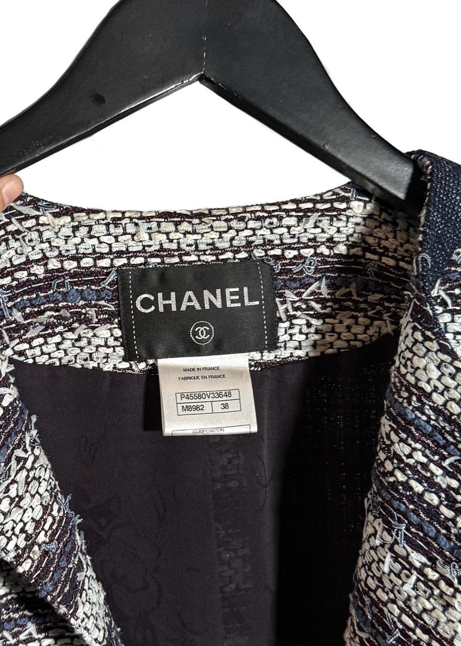 Chanel Chanel SS13 Paris/Singapore Navy Blue White Tweed Jacket Size M / US 6-8 / IT 42-44 - 6 Thumbnail