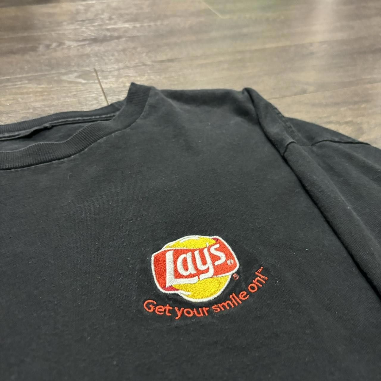 Designer Vintage lays get your smile on long sleeve t shirt 00s XL Size US XL / EU 56 / 4 - 1 Thumbnail
